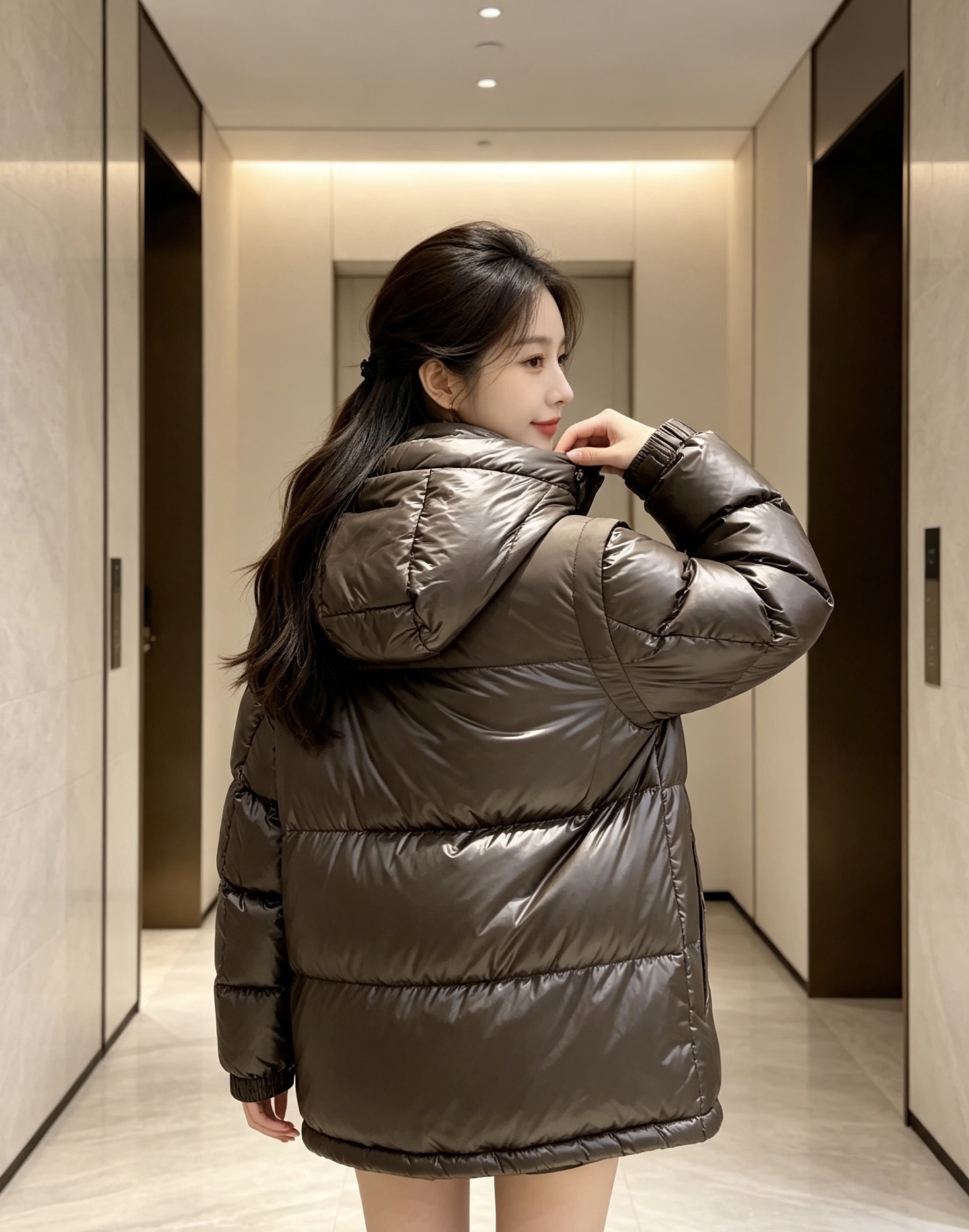 Burberry 巴宝莉 2026秋冬新款可拆卸连帽羽绒服,甄选90新国标白鸭绒填充,绒朵蓬松,御寒保暖。全套原版五金辅 Burberry 巴宝莉 2026秋冬新款可拆卸连帽羽绒服,甄选90新国标白鸭绒填充,绒朵蓬松,御寒保暖。全套原版五金辅