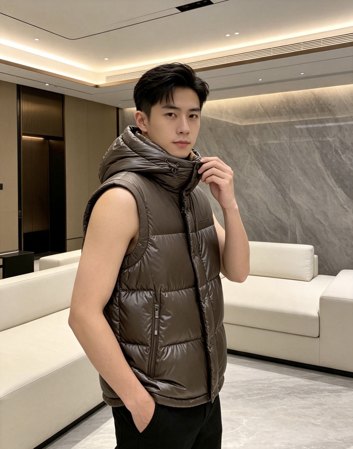 Burberry 巴宝莉 2026秋冬新款可拆卸连帽羽绒服,甄选90新国标白鸭绒填充,绒朵蓬松,御寒保暖。全套原版五金辅 Burberry 巴宝莉 2026秋冬新款可拆卸连帽羽绒服,甄选90新国标白鸭绒填充,绒朵蓬松,御寒保暖。全套原版五金辅