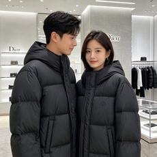 Dior迪奥 2026秋冬新款连帽短款羽绒服✨ 热门明星私服上身款,低调简约,秋冬穿搭出镜率很高 甄选90新国标白鸭绒, Dior迪奥 2026秋冬新款连帽短款羽绒服✨ 热门明星私服上身款,低调简约,秋冬穿搭出镜率很高 甄选90新国标白鸭绒,
