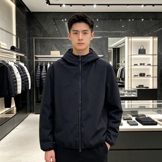 Moncler盟可睐 2026秋冬新款连帽轻薄羽绒服 原版定制拉链五金,袖臂低调暗纹徽章标,简约高级感 防风耐磨面料,9 Moncler盟可睐 2026秋冬新款连帽轻薄羽绒服 原版定制拉链五金,袖臂低调暗纹徽章标,简约高级感 防风耐磨面料,9