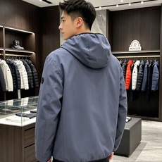 Moncler盟可睐 2026秋冬新款连帽轻薄羽绒服 原版定制拉链五金,袖臂低调暗纹徽章标,简约高级感 防风耐磨面料,9 Moncler盟可睐 2026秋冬新款连帽轻薄羽绒服 原版定制拉链五金,袖臂低调暗纹徽章标,简约高级感 防风耐磨面料,9