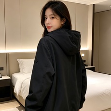 Moncler盟可睐 2026秋冬新款连帽轻薄羽绒服 原版定制拉链五金,袖臂低调暗纹徽章标,简约高级感 防风耐磨面料,9 Moncler盟可睐 2026秋冬新款连帽轻薄羽绒服 原版定制拉链五金,袖臂低调暗纹徽章标,简约高级感 防风耐磨面料,9