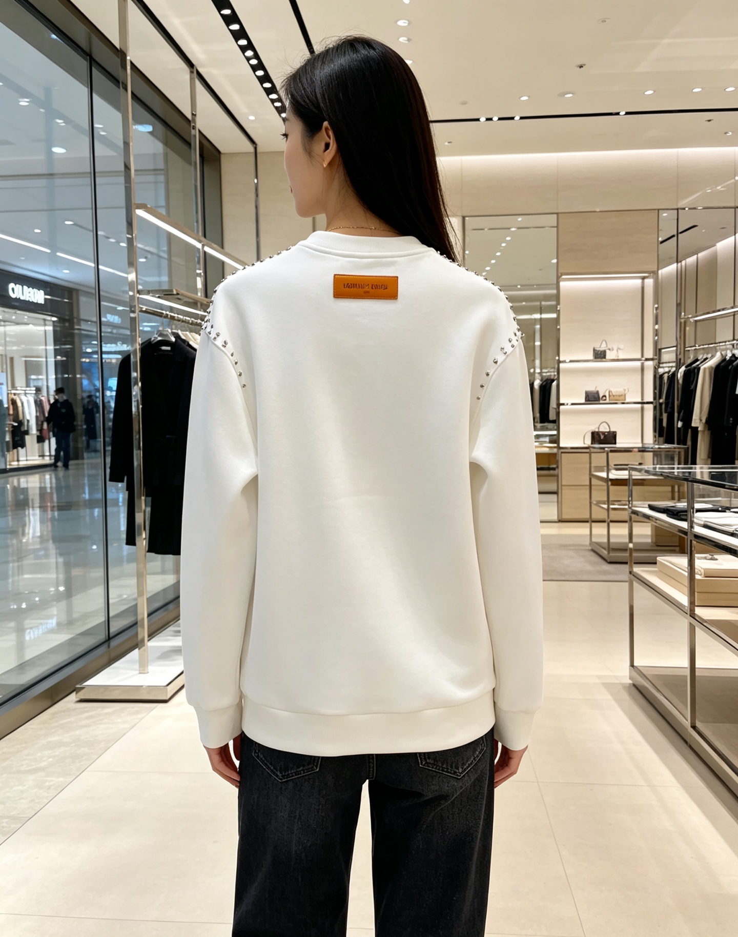 Louis Vuitton 路易威登 lv2026秋冬新款圆领空气层卫衣✨ 原版五金辅料全套到位，采用高密空气层面料，挺
