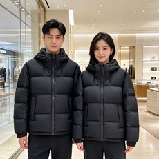 LV 2026秋冬爆款拼色老花羽绒服三色齐发 重磅分仓锁绒工艺,上身蓬松轻盈,完全不显臃肿 肩部暗纹老花拼接设计,低调有 LV 2026秋冬爆款拼色老花羽绒服三色齐发 重磅分仓锁绒工艺,上身蓬松轻盈,完全不显臃肿 肩部暗纹老花拼接设计,低调有