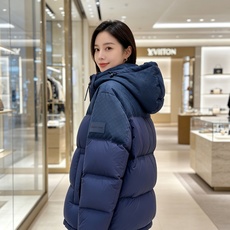 LV 2026秋冬爆款拼色老花羽绒服三色齐发 重磅分仓锁绒工艺,上身蓬松轻盈,完全不显臃肿 肩部暗纹老花拼接设计,低调有 LV 2026秋冬爆款拼色老花羽绒服三色齐发 重磅分仓锁绒工艺,上身蓬松轻盈,完全不显臃肿 肩部暗纹老花拼接设计,低调有