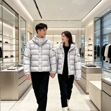 特级羽绒⬆️Moncler蒙口 2026【新品】Maya 70 (Vezere哑光雾面maya升级版)冬季羽绒服夹克外套 特级羽绒⬆️Moncler蒙口 2026【新品】Maya 70 (Vezere哑光雾面maya升级版)冬季羽绒服夹克外套