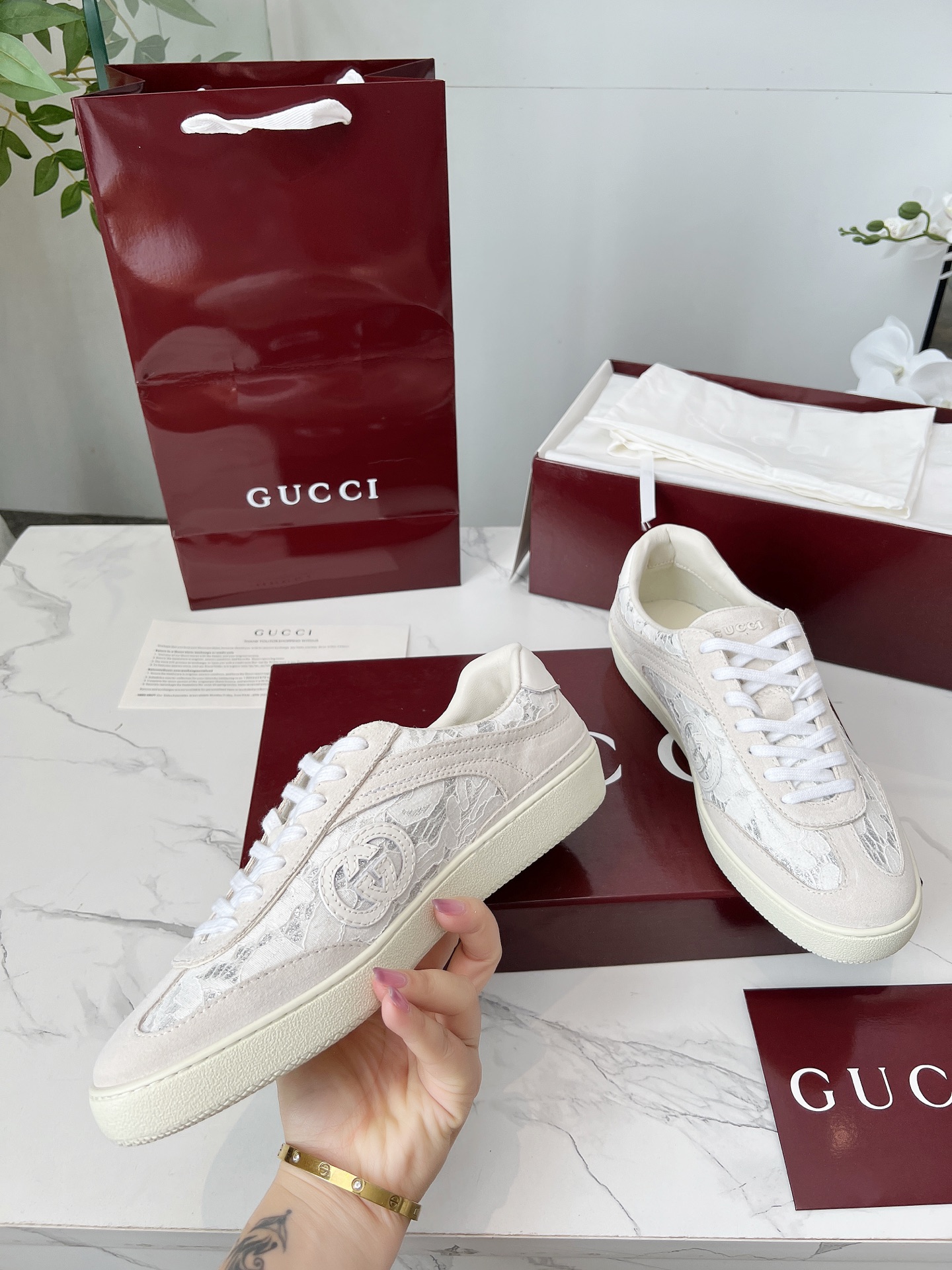 versión alta de los últimos zapatos de entrenamiento alemán de GUCCI doble G de cuero con letras Guc