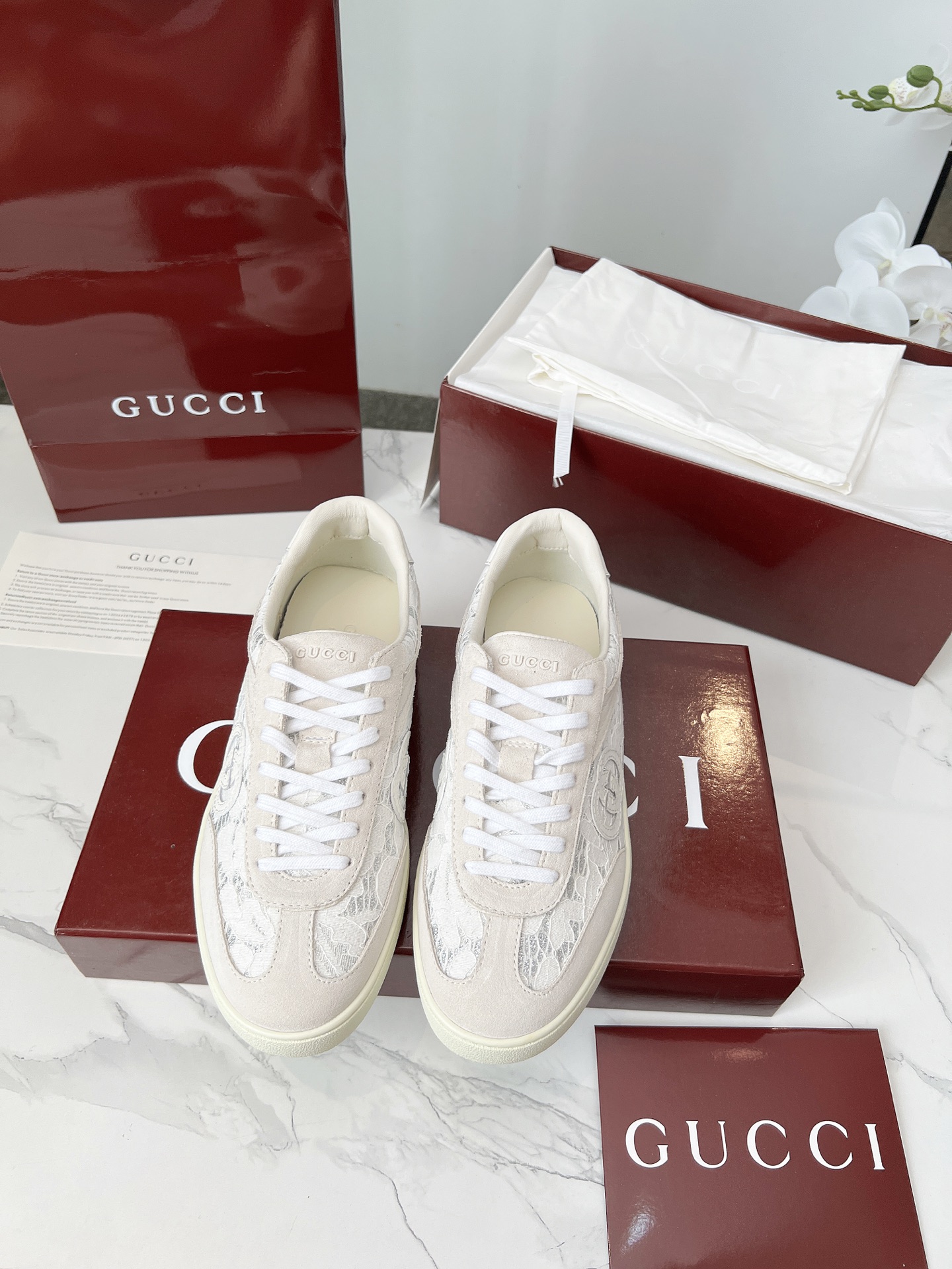 versión alta de los últimos zapatos de entrenamiento alemán de GUCCI doble G de cuero con letras Guc