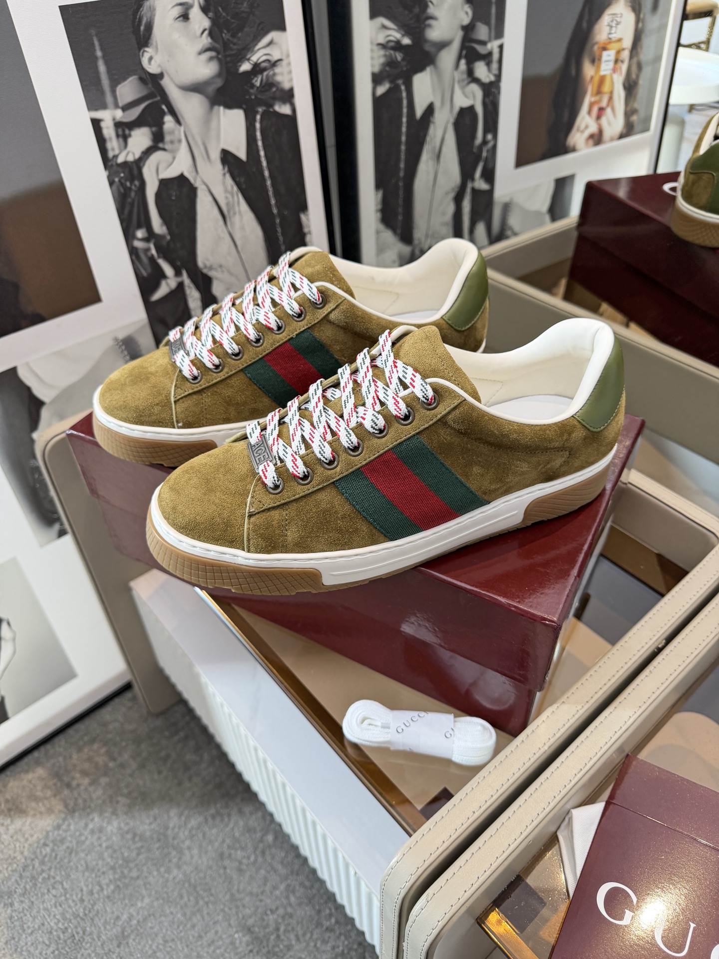 _dlH9s_FwX00drsTUlWKLvywFy8y9umWoU6eywTQ