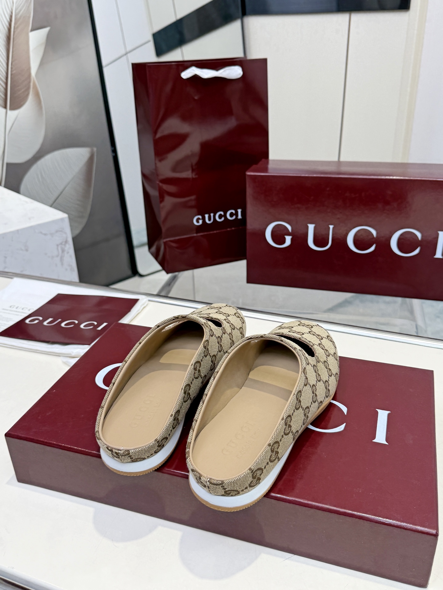 GUCCI Brown GG Ragazzo Mules