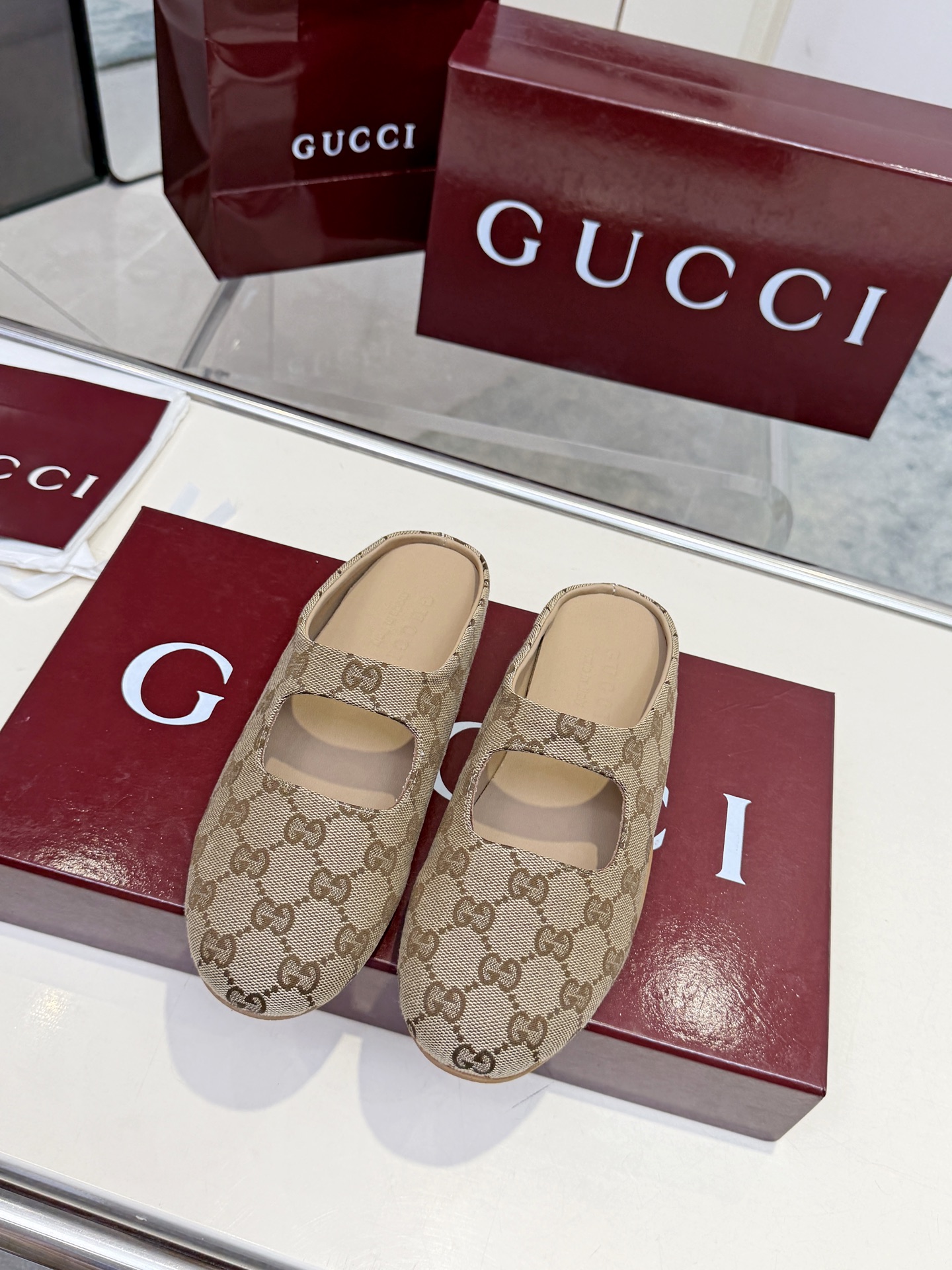 GUCCI Brown GG Ragazzo Mules