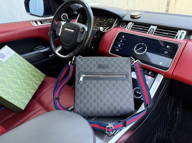 Gucci Men's Black GG Supreme Canvas Messenger Bag with Web Strap 1 Gucci Men's Black GG Supreme Canvas Messenger Bag with Web Strap