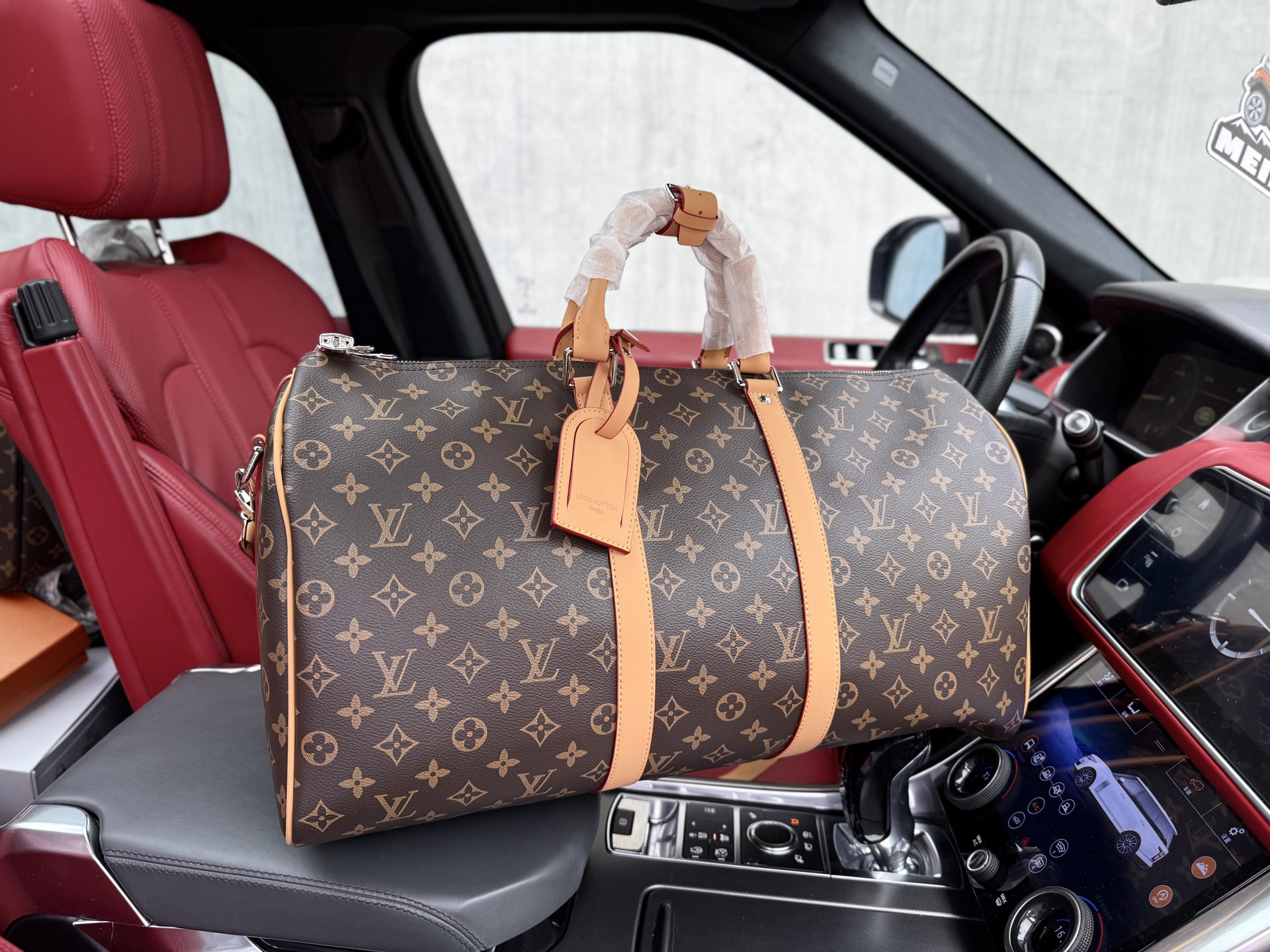 💰320 📷高端货‼️ 新款 “Louis Vuitton”lv旅行袋💼 路易威登旅行袋 M12634 LOUIS VUITTON keepall 品牌徽标可拆卸可调节肩带拉链开合 Monogram Macassar 涂层帆布 手提单肩斜挎旅行包 50 男款 宽敞的容量和可调节肩带适用于工作、休闲或出行 高清五金logo标志、内里隔层!专用内里。顺滑拉链、做工精致每个细节到位!男人必备款。尺寸:50x29x23cm 带芯片