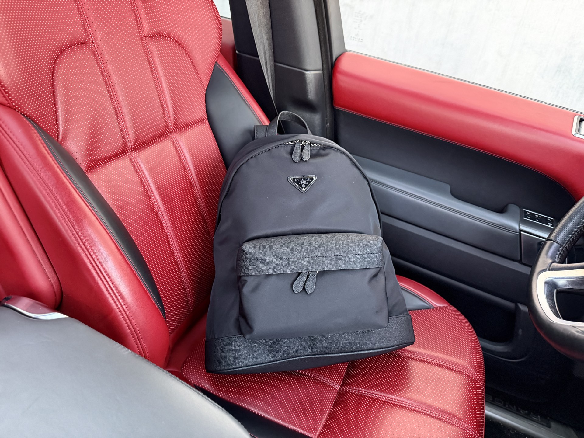 _dtx9sMw4eV-oOIsSuSy_bNV8s9UmtVWlYr-7t7A