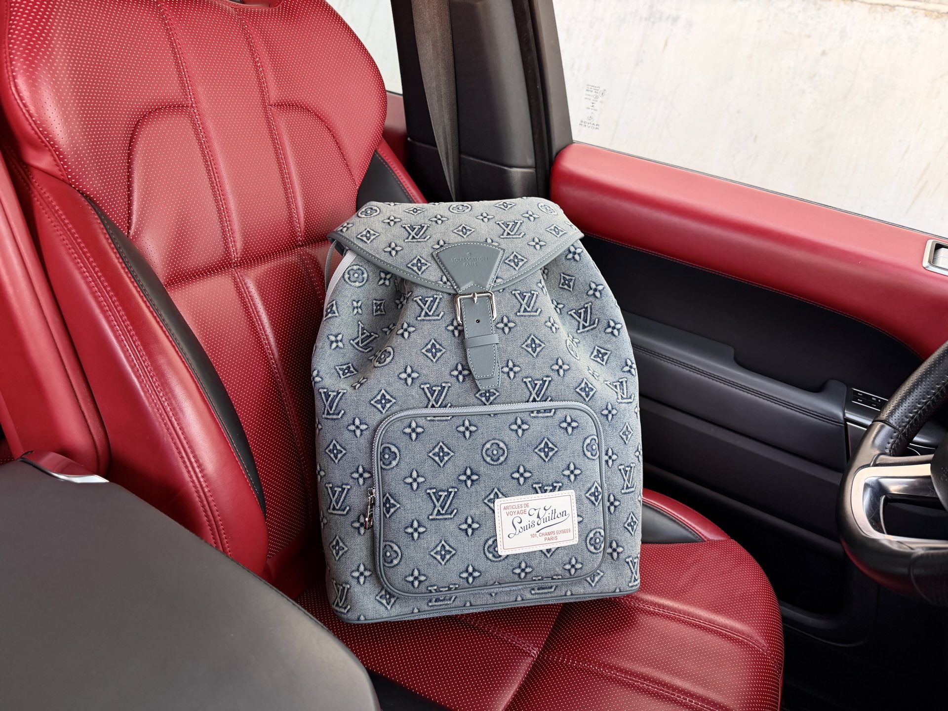 Louis Vuitton Backpack M22534 10000