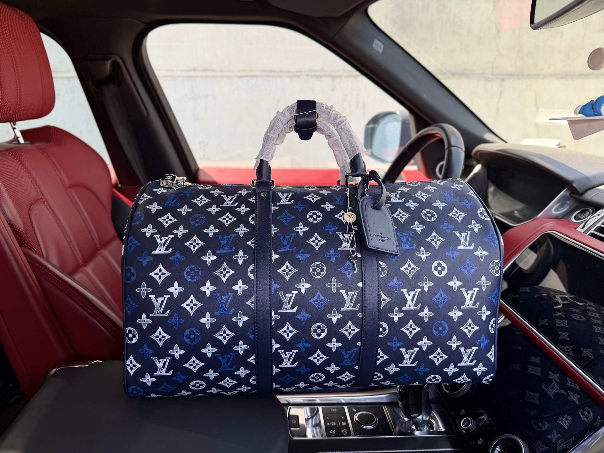 Louis Vuitton Crossbody Bag M28836 10524