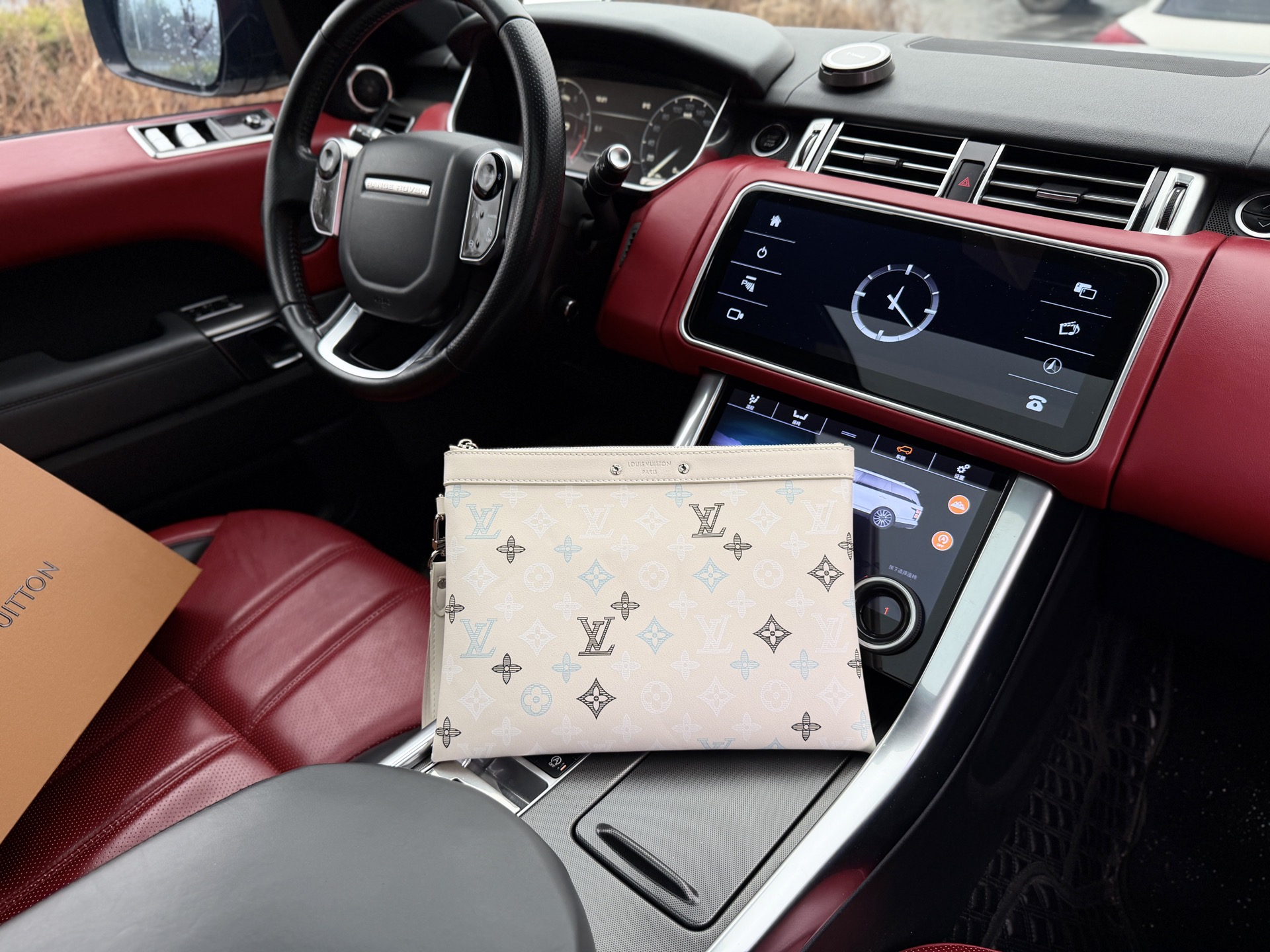 Alternative view of Louis Vuitton Shoulder Bag M81750 09997