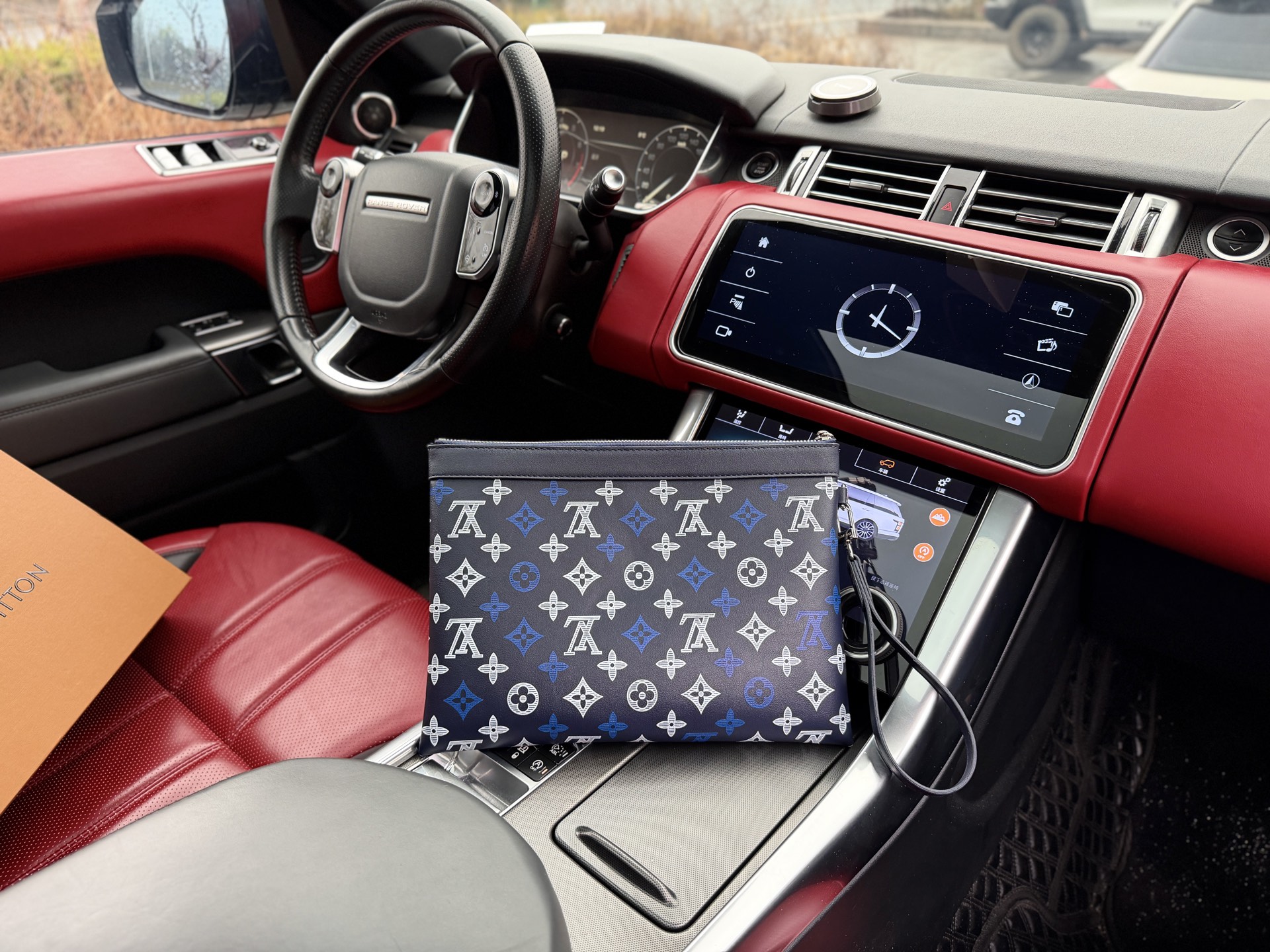 Alternative view of Louis Vuitton Shoulder Bag M81750 09996
