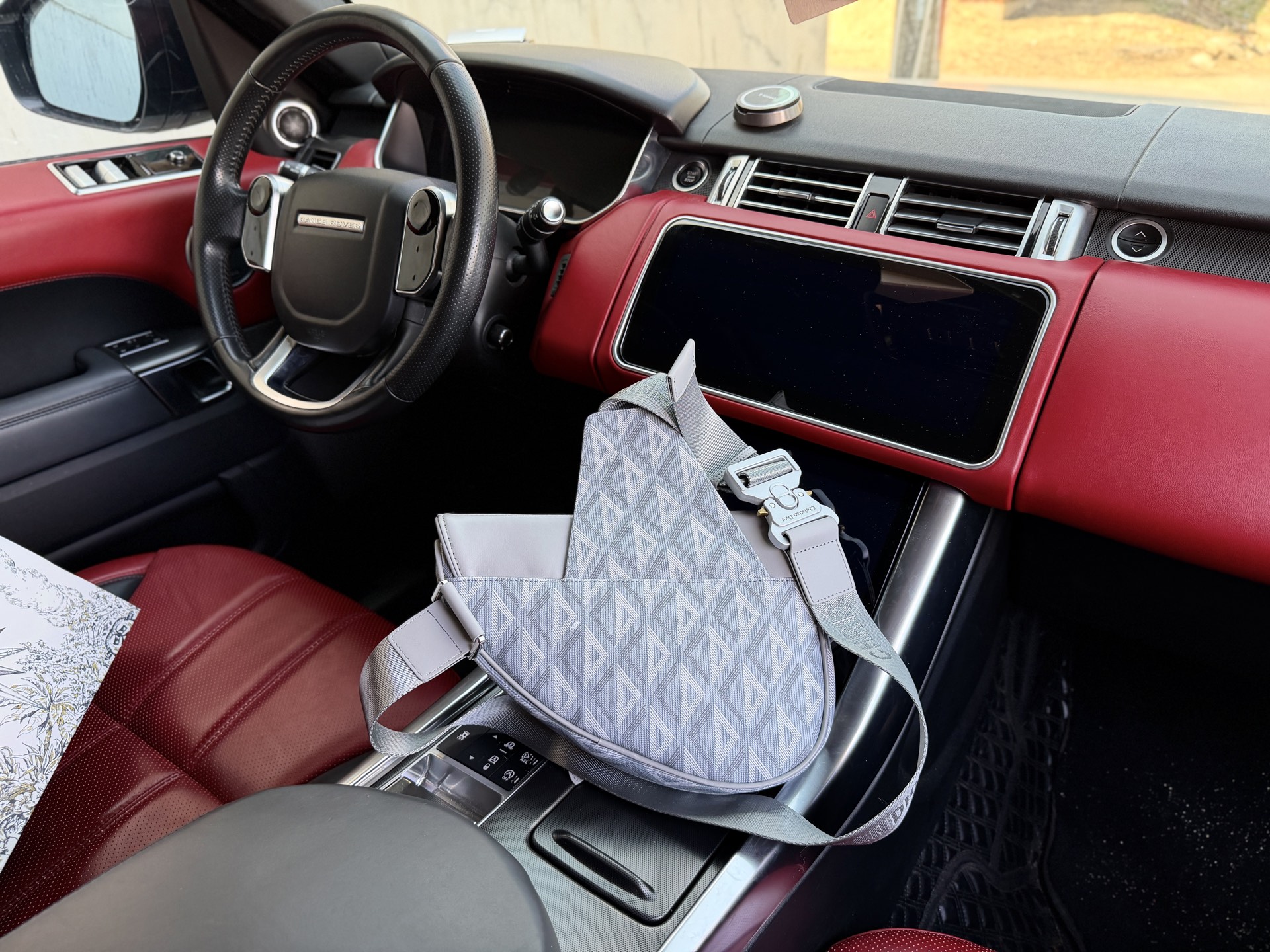 Alternative view of Dior Shoulder Bag 10002
