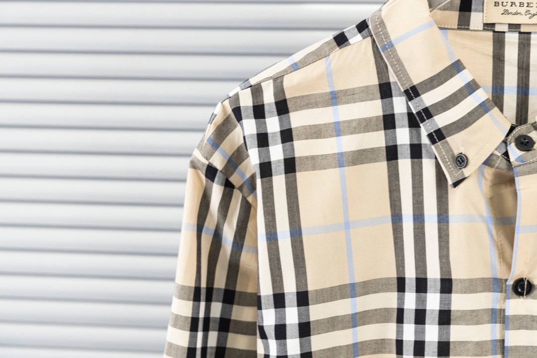 Burberry Classic Long-Sleeved Shirt: Timeless Style, Premium Quality, Essential Wardrobe Piece - 图片 9