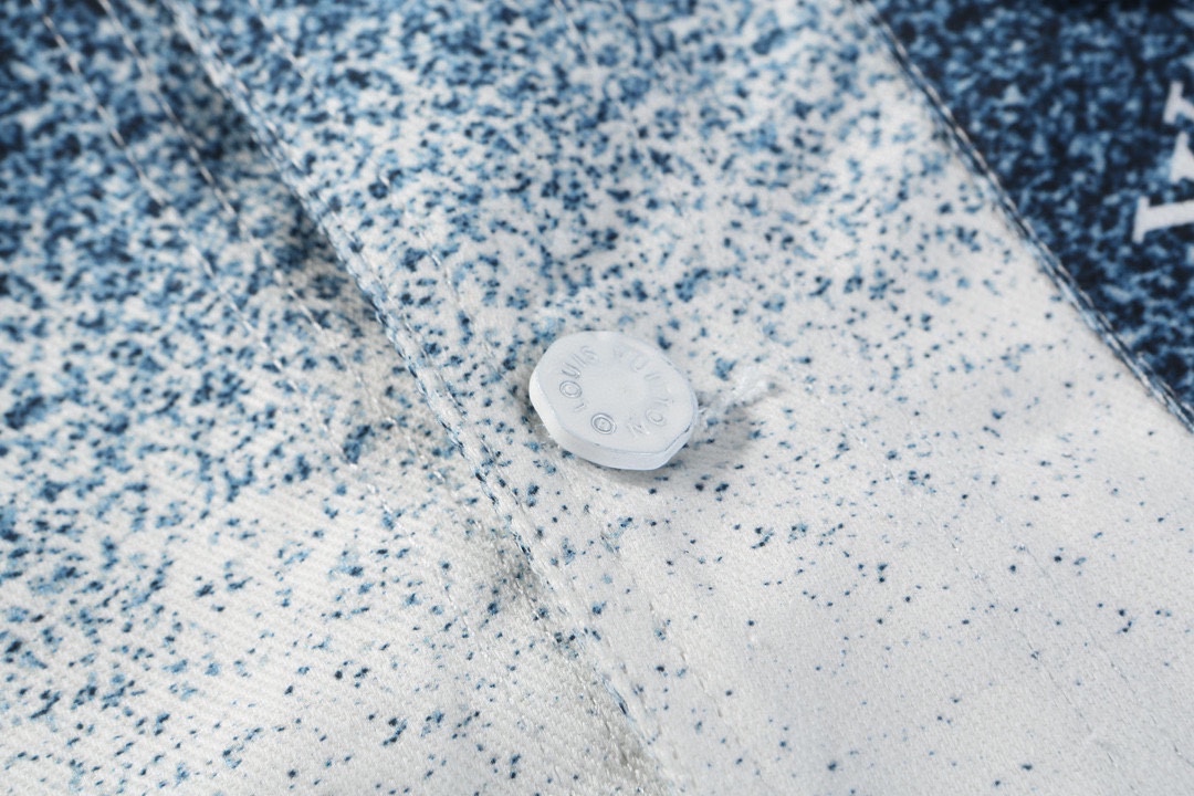 Louis Vuitton/路易威登24ss满印星空渐变牛仔外套白灰渐变