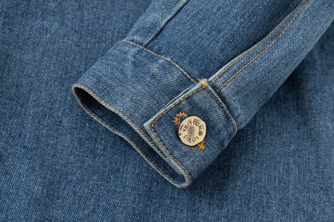 LOUIS VUITTON/路易威登24ss浮雕压花拼接生仔外套