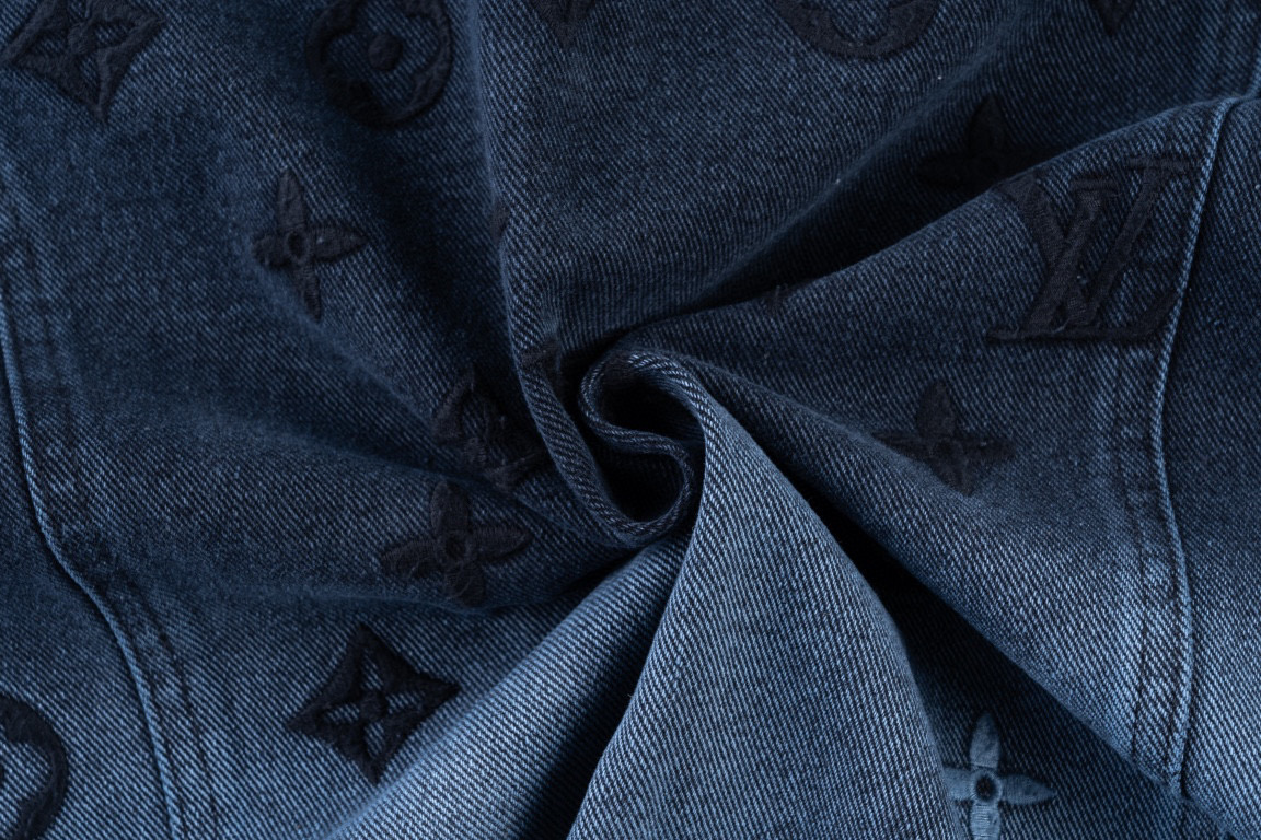 LOUIS VUITTON/路易威登 25ss 北极光火焰渐变牛仔外套-Chinese UA Cheap High Quatity Brand Clothes Bags handbags Sneakers wholesale wholesaler seller from China Factory suppliers Fashion Clothing Shoes best Quality Beautiful Price LOUIS VUITTON/路易威登 25ss 北极光火焰渐变牛仔外套