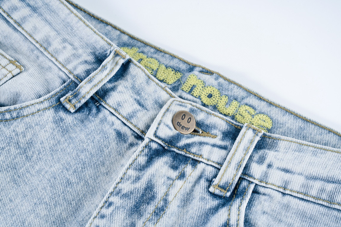 Drew House Blue Water Embroidered Jeans: High-End Details and Unique Design - 图片 4