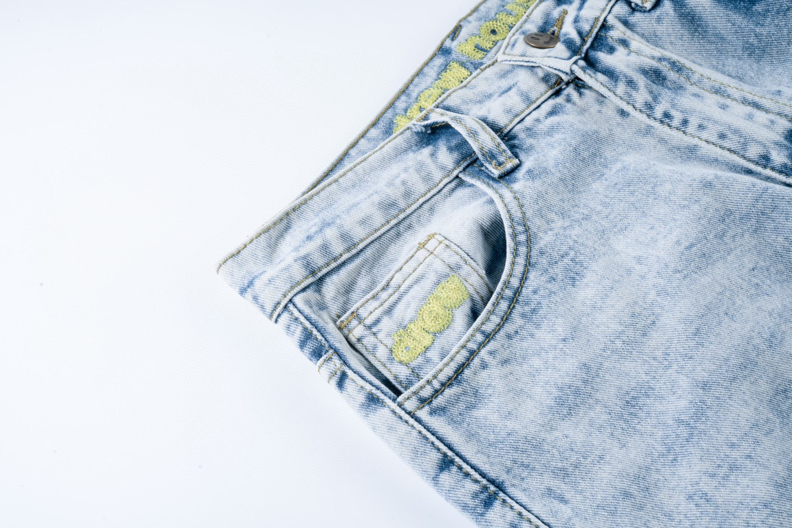 Drew House Blue Water Embroidered Jeans: High-End Details and Unique Design - 图片 9