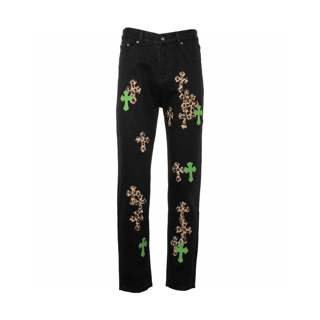 190 (top version leopard green leather) top version of Chrome Hearts Crorts jeans patch the blue denim. The leather embellishment is exactly what doubles the value of this pair of vintage jeans, because the base plate is vintage jeans. The jeans themselves have become very soft and comfortable after years of baptism. This can be different from ordinary jeans, and the size is also a reference. Pants data. Pants number: 1603# Color: Leopard green tape size: 28 30 32 3428 Waist circumference 86 hip circumference 100 Trouser length 102 30 Waist circumference 90 hip circumference 104 Trouser length 10432 Waist circumference 94 hip circumference 108 Trouser length 10634 Waist circumference 98 hip circumference 112 Pants length 110