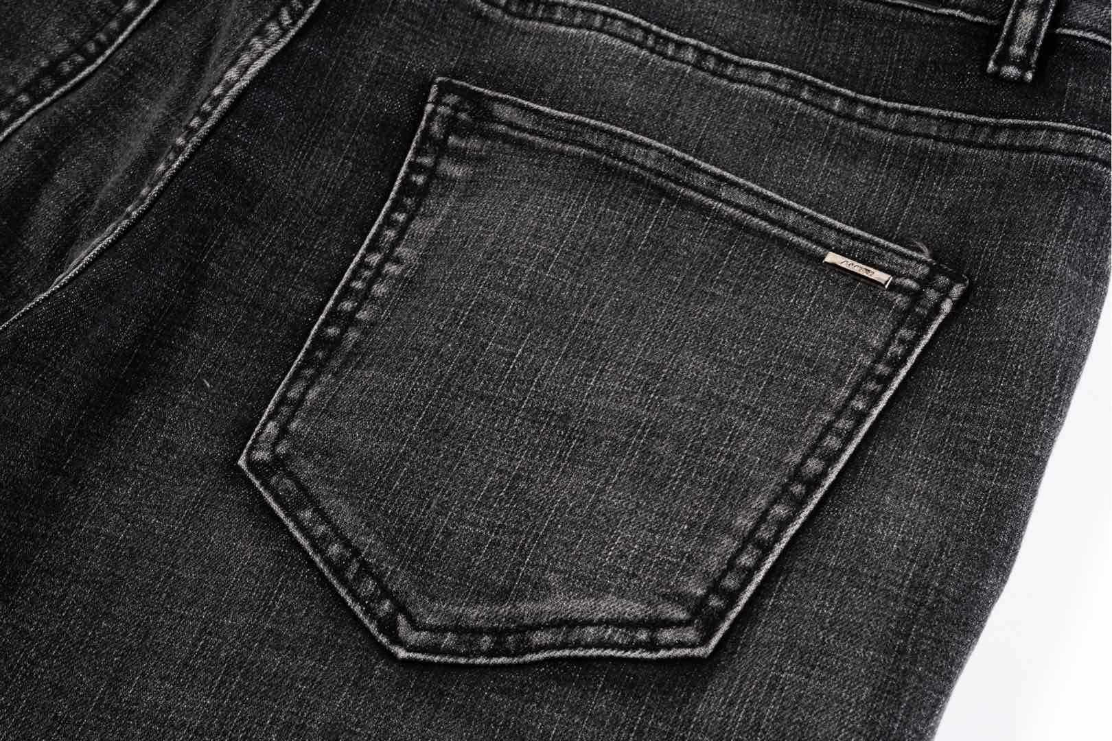 Trendy Men’s High Street Style: Amiri Water Drug House Collection Overview - 图片 8