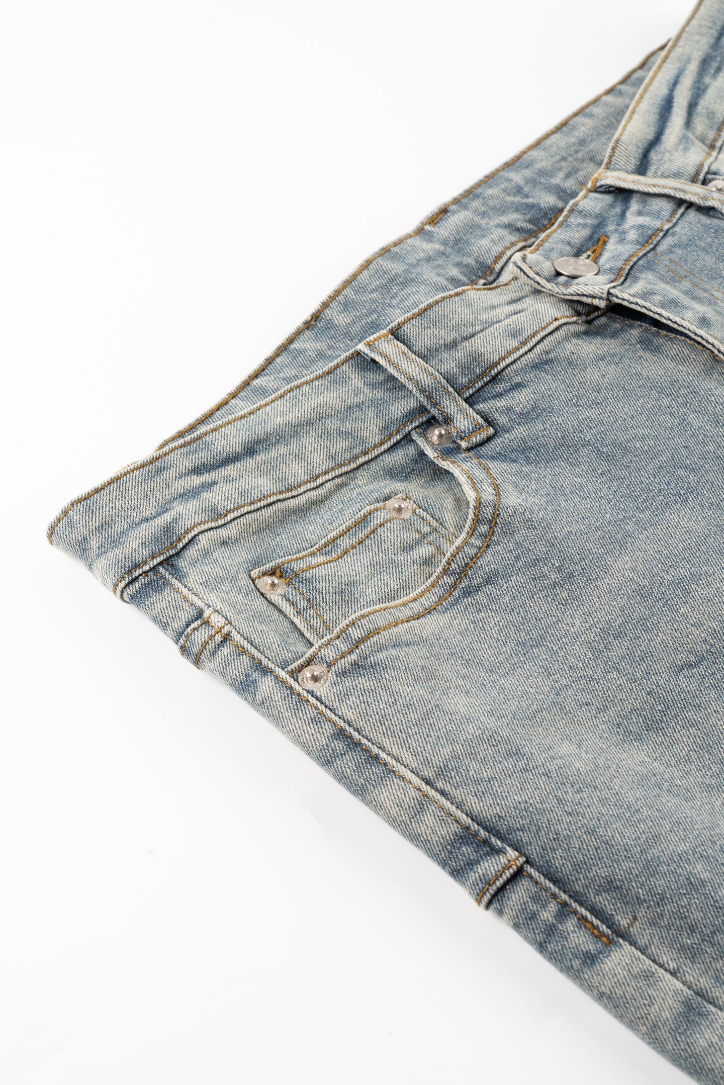 Dior’s Latest 1947 High-Quality Jeans: Classic, Comfortable, and Stylish! - 图片 4