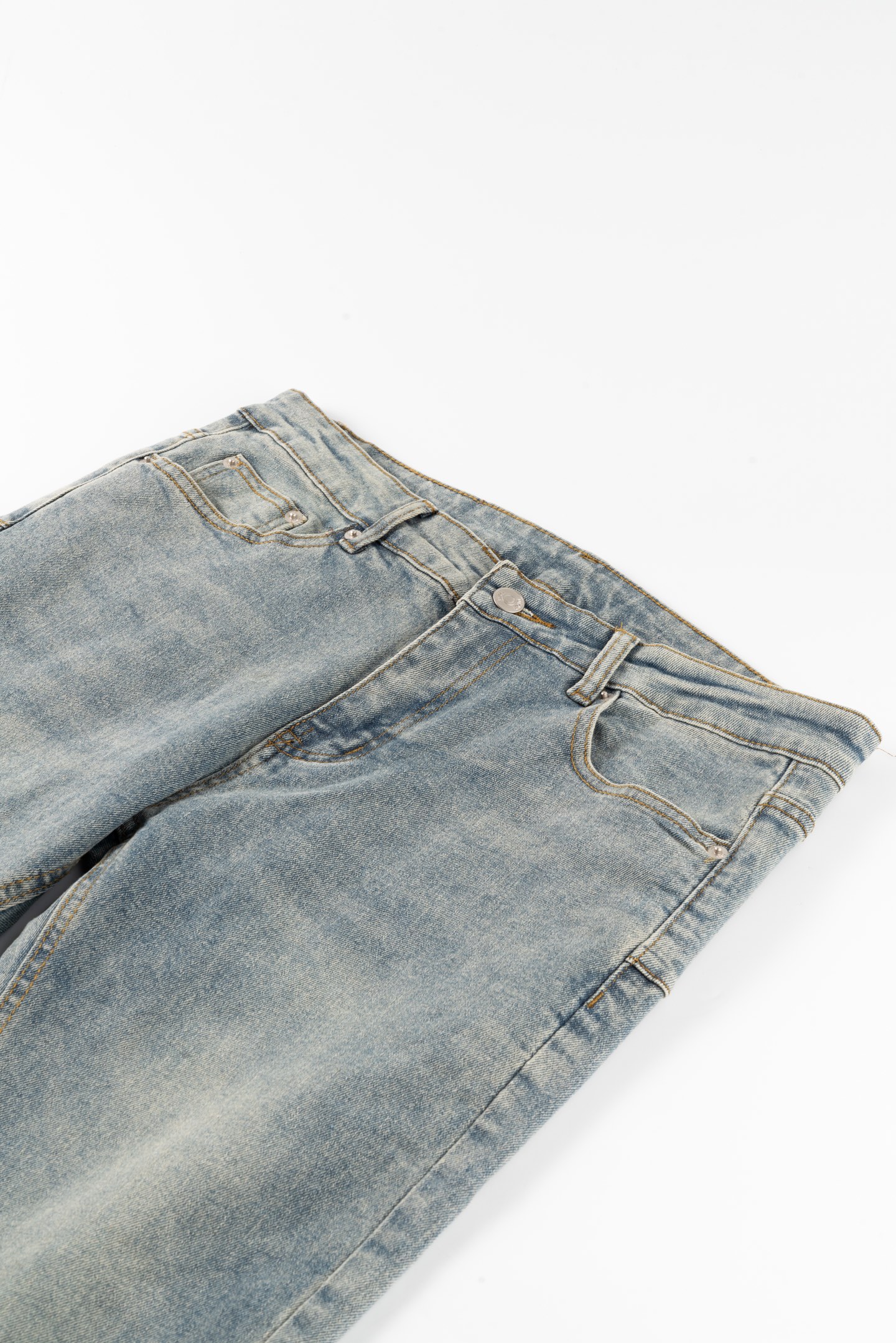 Dior’s Latest 1947 High-Quality Jeans: Classic, Comfortable, and Stylish! - 图片 9