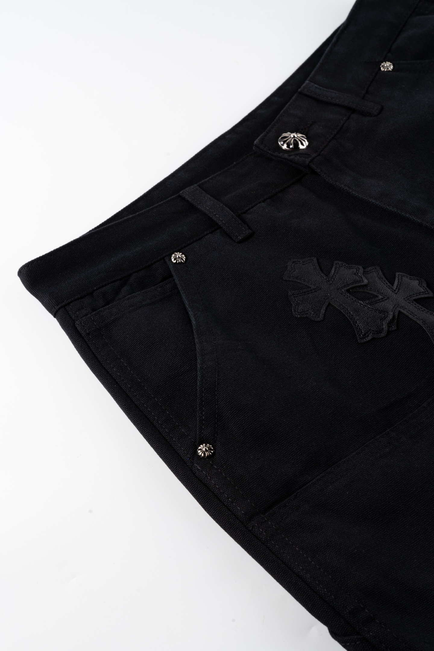 Chrome Hearts Vintage Levi’s Jeans with Unique Silver Embellishment – Product Details. - 图片 7