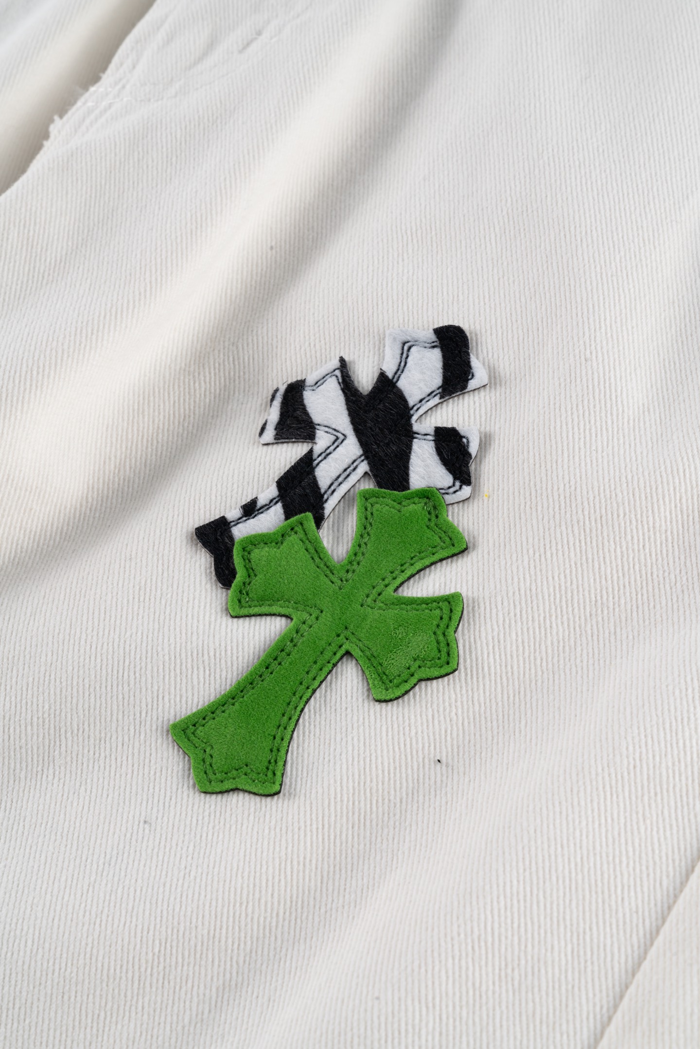 Chrome Hearts 24SS Green Tarpaulin Jeans with Custom Gold Zipper - 图片 8