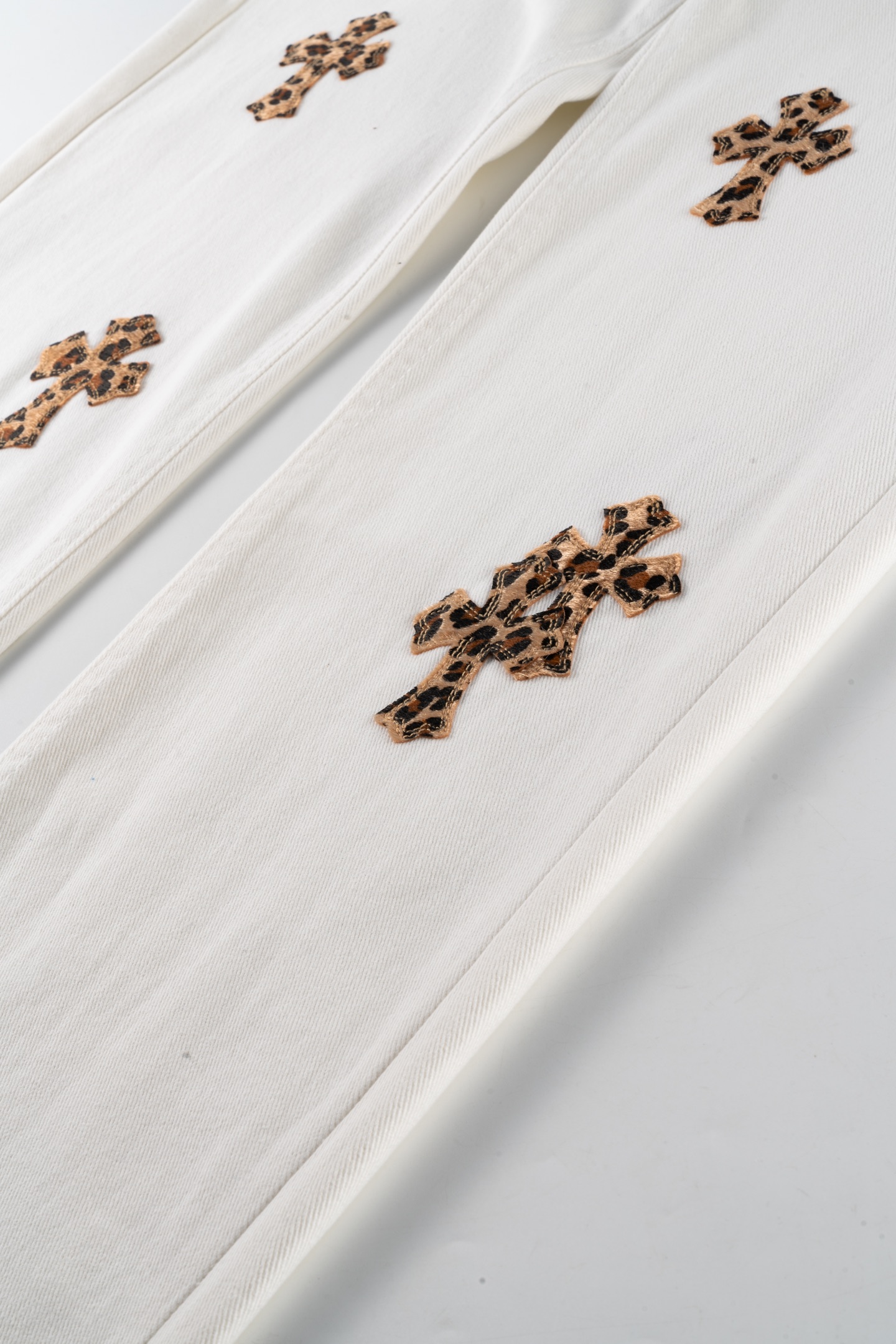 Chrome Hearts 24SS Panthers High Street Jeans Review: Colorful, Customized, Gender-Free, High Quality - 图片 4