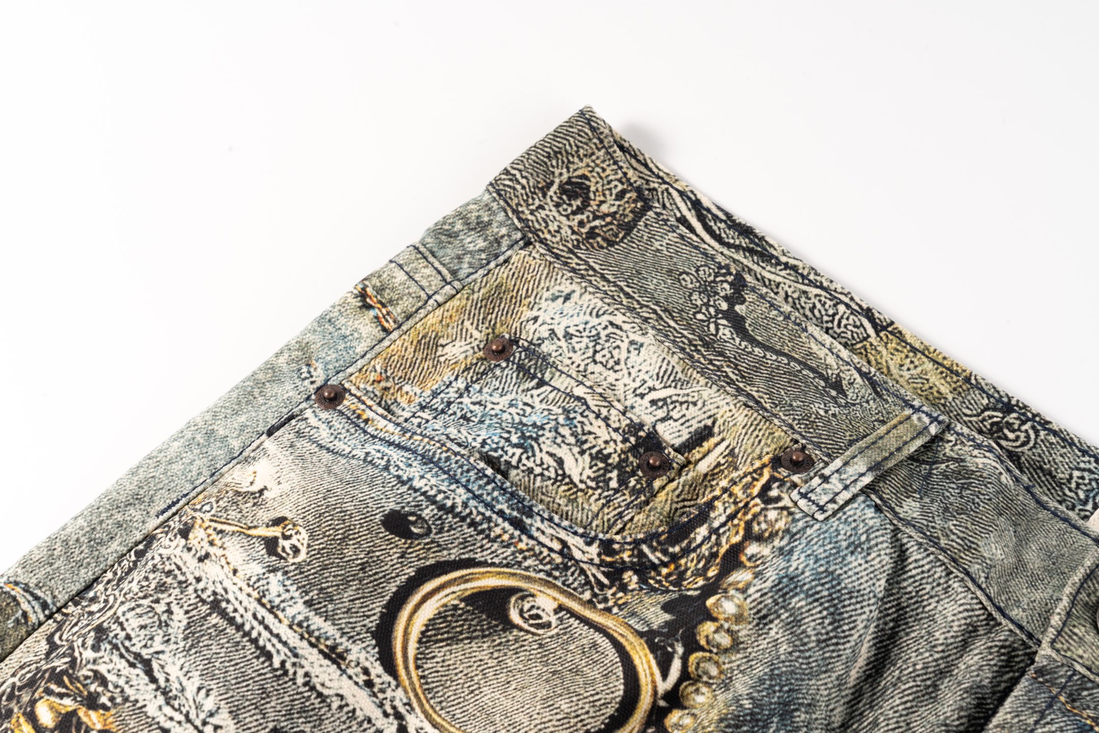 3D Digital Print Cowboy Jeans with Chain Jewels – High Visual Intensity Fashion - 图片 7