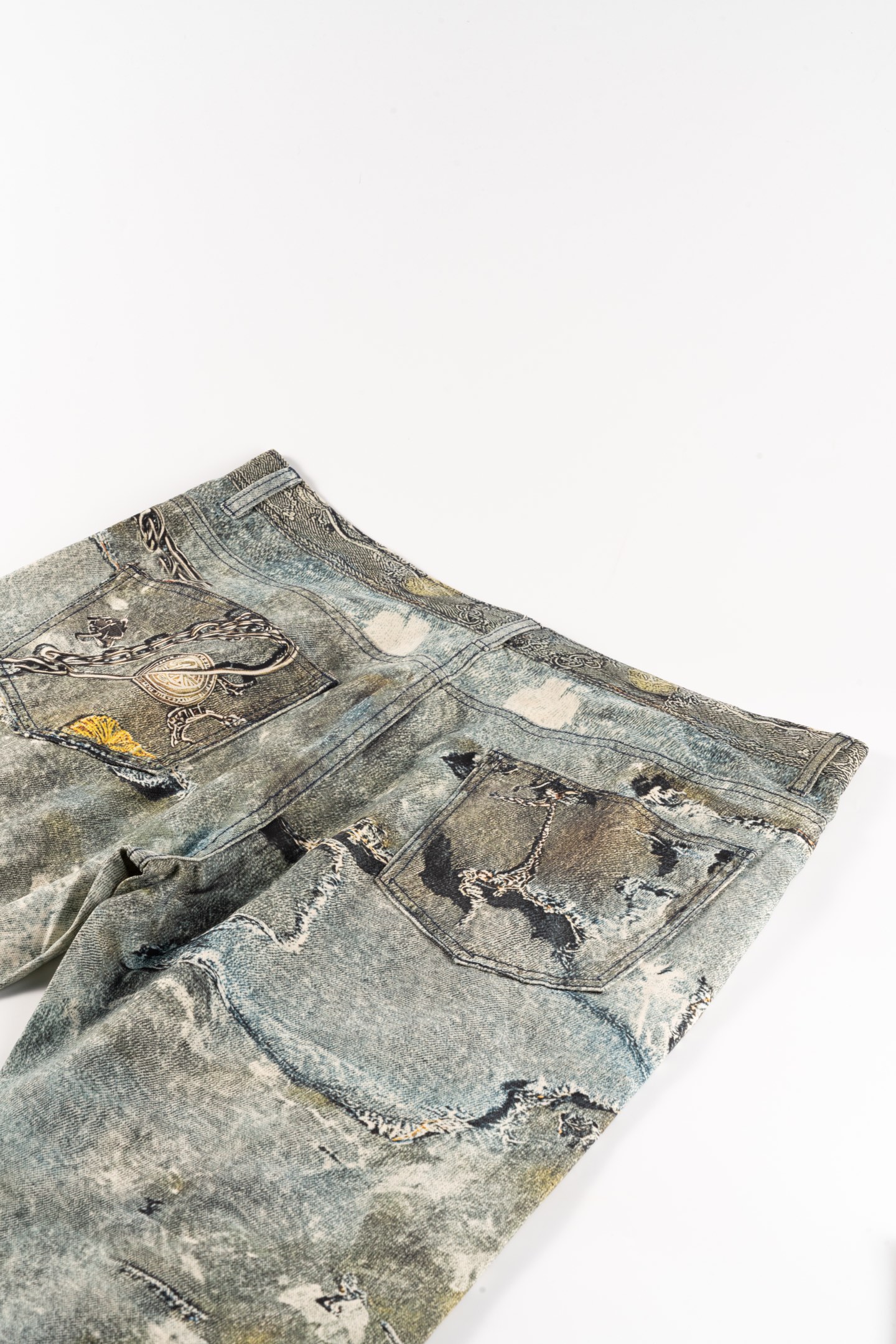 3D Digital Print Cowboy Jeans with Chain Jewels – High Visual Intensity Fashion - 图片 6