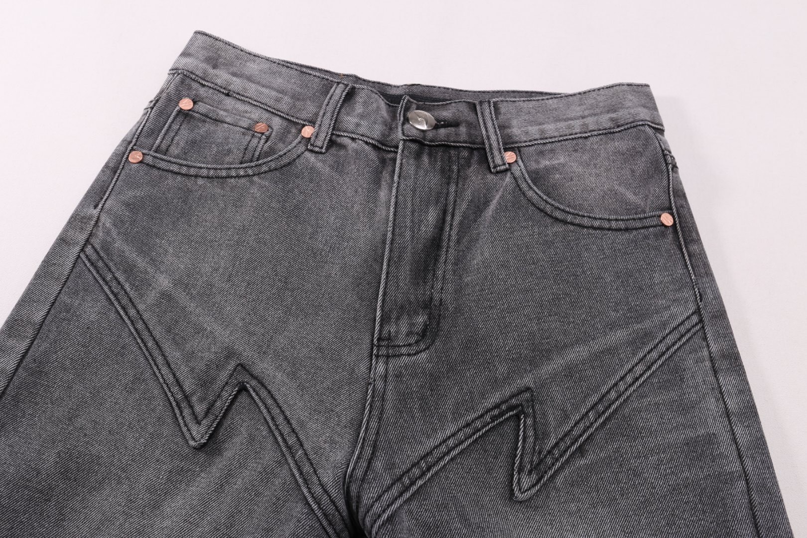 Vintage Levi’s Jeans Baseboards: Unique Pelvis Slings, Premium Price. - 图片 3