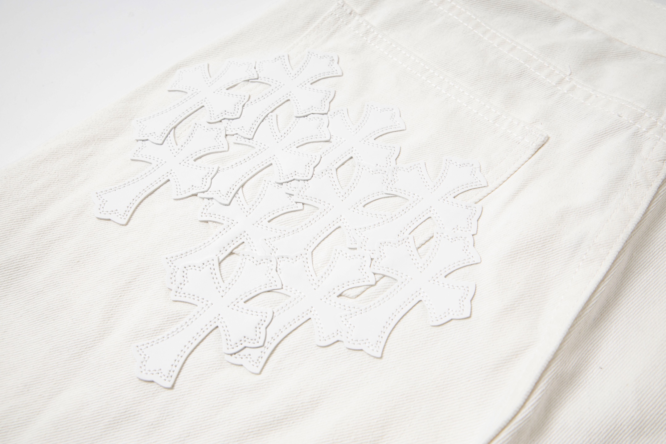 Krochet 白牛王 牛仔裤运动鞋,服装,男,鞋,女,项链,戒指 8