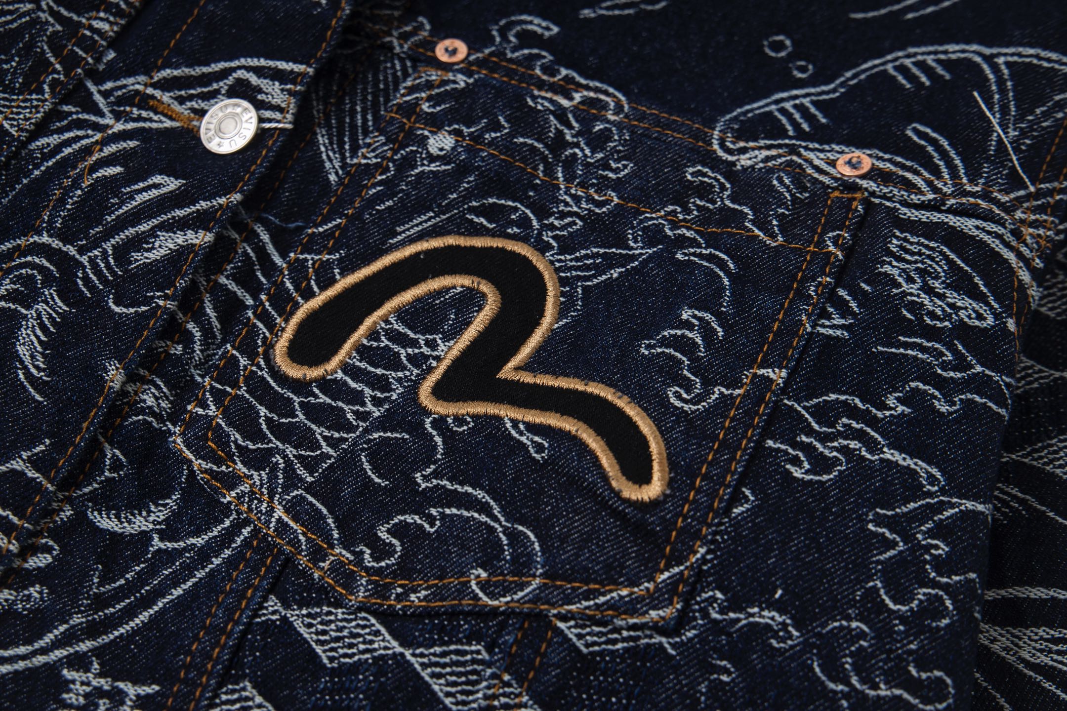 Evisu/福神 25ss 满印嘉文提花龙纹牛仔夹克 23FW男士外套家花满印牛仔主打款 蓝色-Chinese UA Cheap High Quatity Brand Clothes Bags handbags Sneakers wholesale wholesaler seller from China Factory suppliers Fashion Clothing Shoes best Quality Beautiful Price Evisu/福神 25ss 满印嘉文提花龙纹牛仔夹克 23FW男士外套家花满印牛仔主打款 蓝色