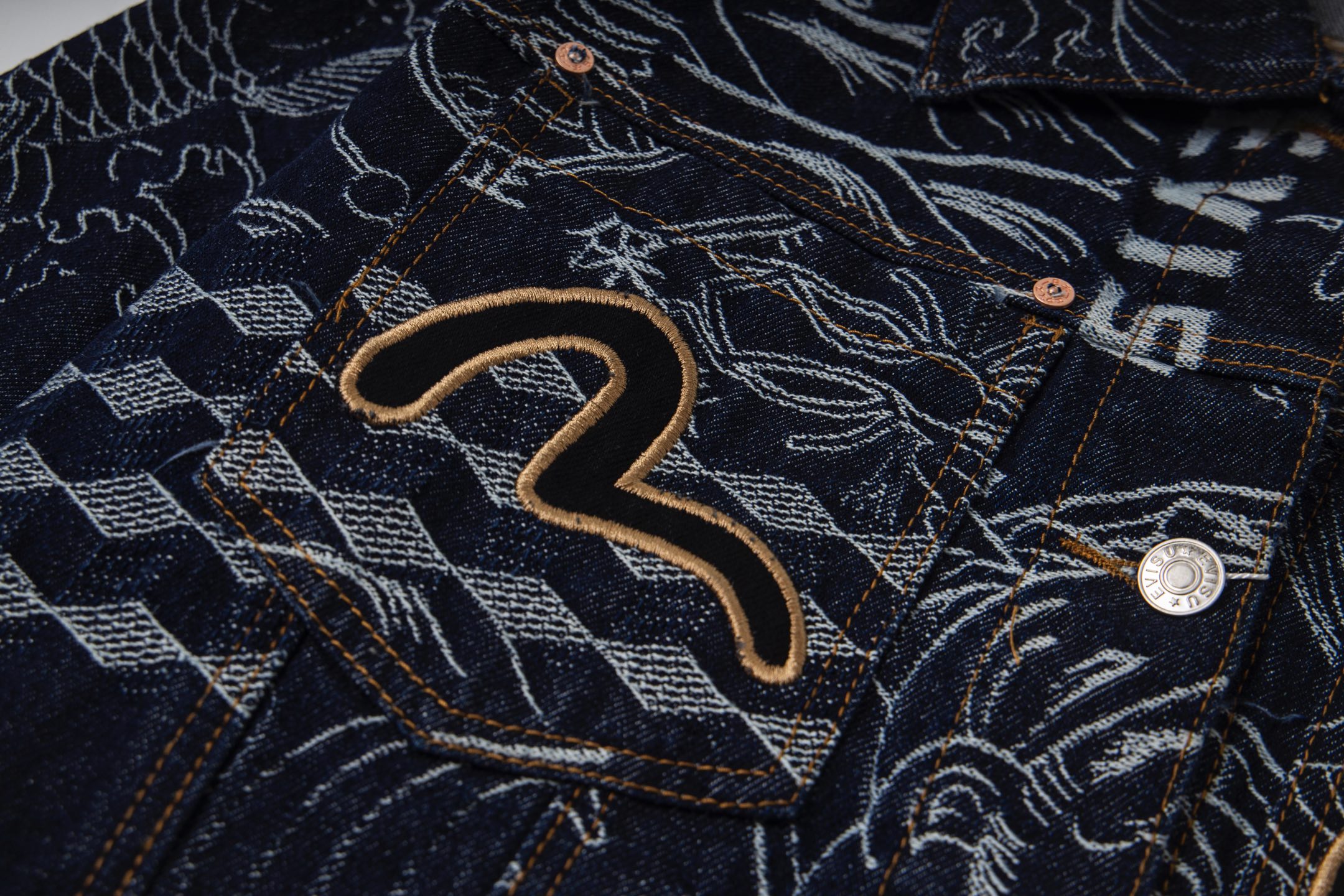 Evisu/福神 25ss 满印嘉文提花龙纹牛仔夹克 23FW男士外套家花满印牛仔主打款 蓝色-Chinese UA Cheap High Quatity Brand Clothes Bags handbags Sneakers wholesale wholesaler seller from China Factory suppliers Fashion Clothing Shoes best Quality Beautiful Price Evisu/福神 25ss 满印嘉文提花龙纹牛仔夹克 23FW男士外套家花满印牛仔主打款 蓝色