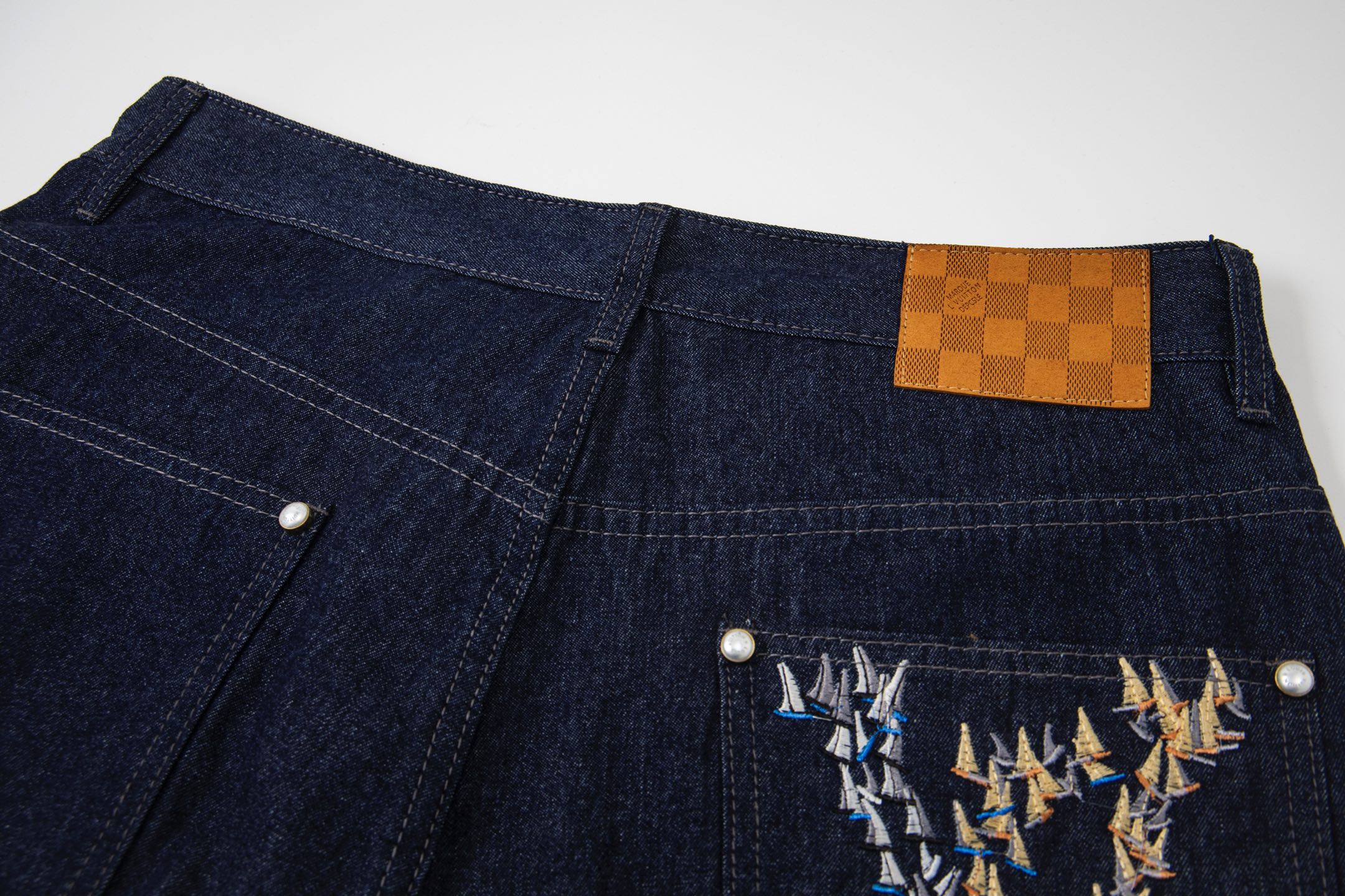 Louis Vuitton/路易威登 帆船套装短裤