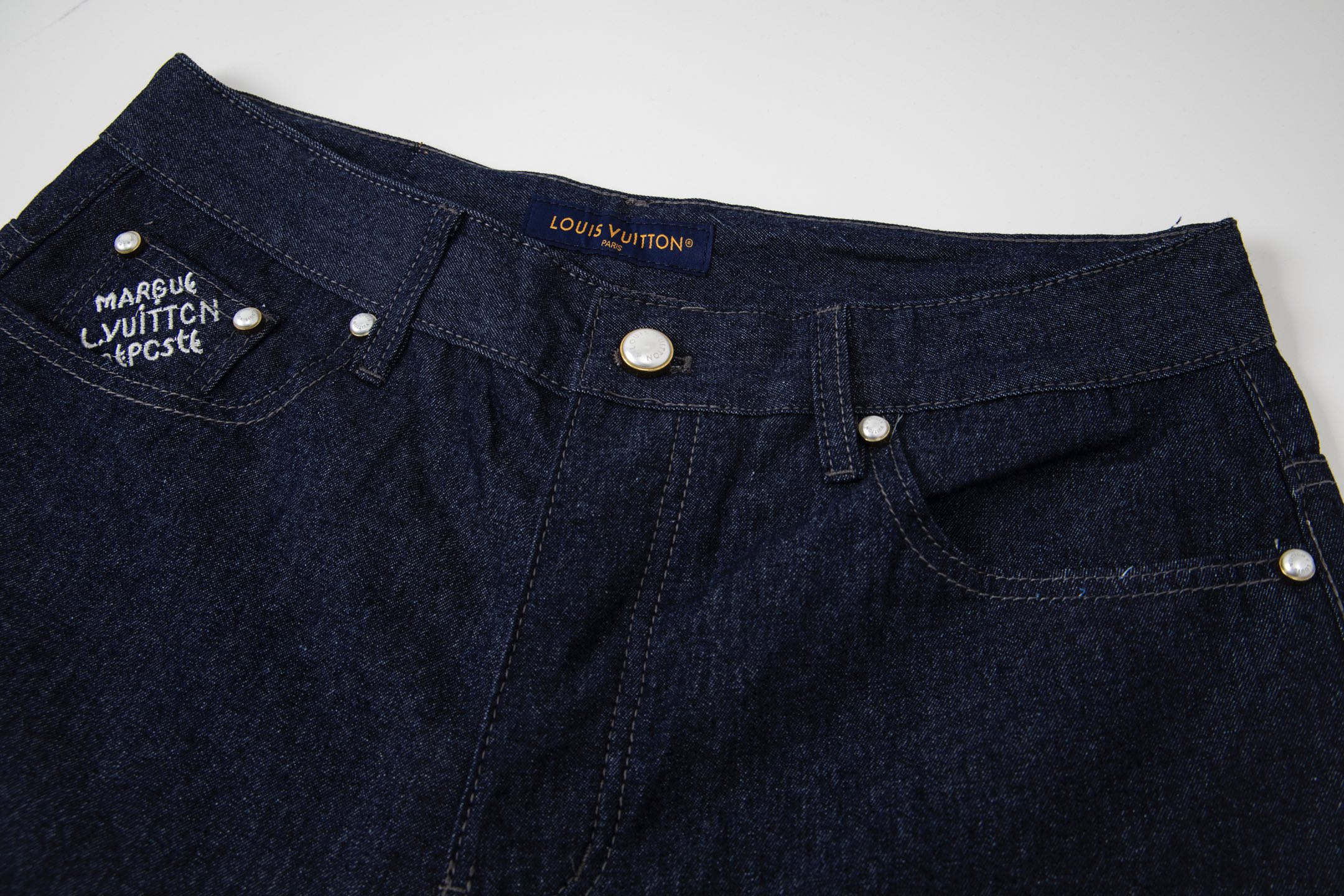 Louis Vuitton/路易威登 帆船套装短裤