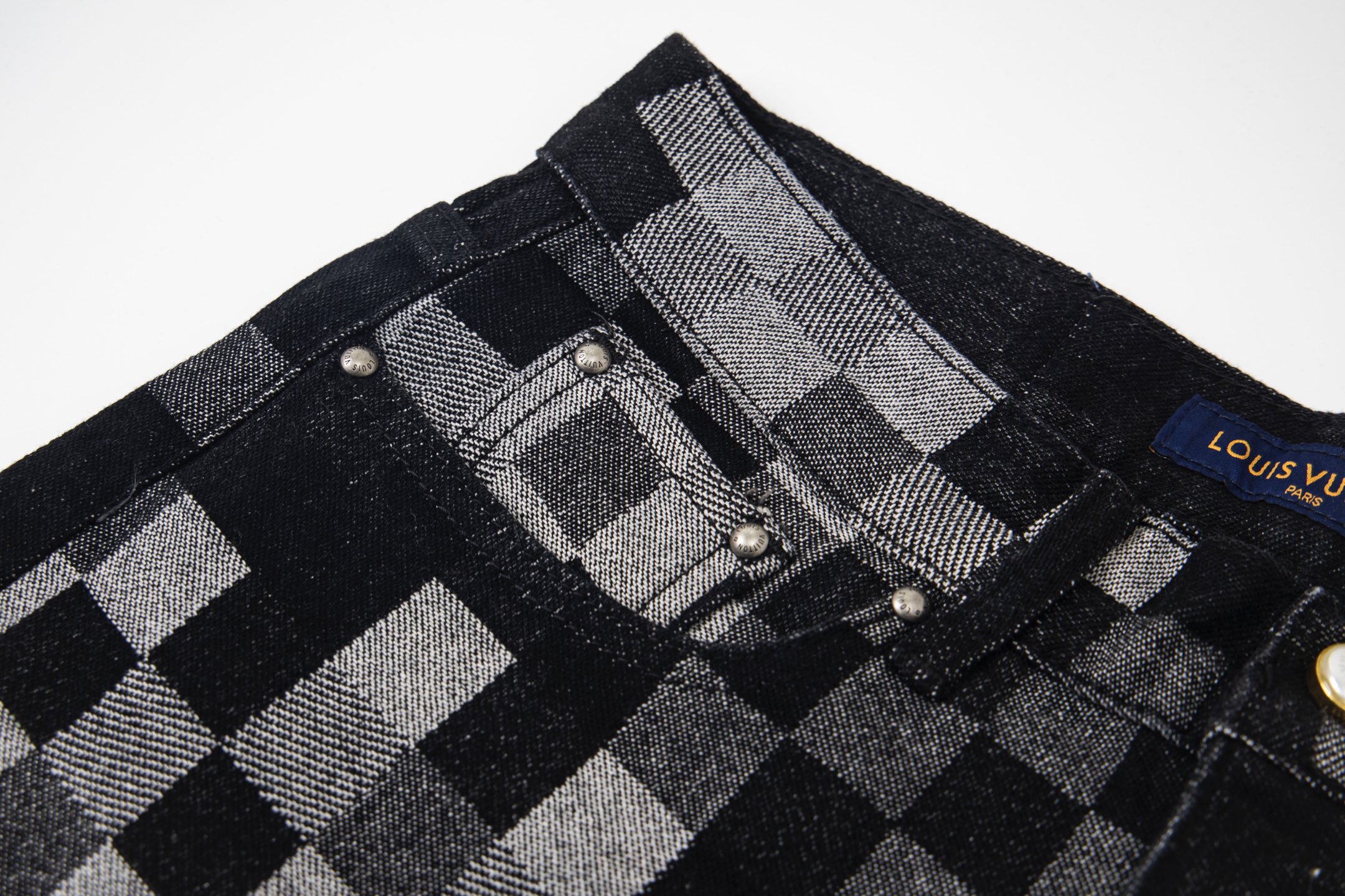 Louis Vuitton/路易威登24sS马赛克棋盘格提花生仔短裤 黑色