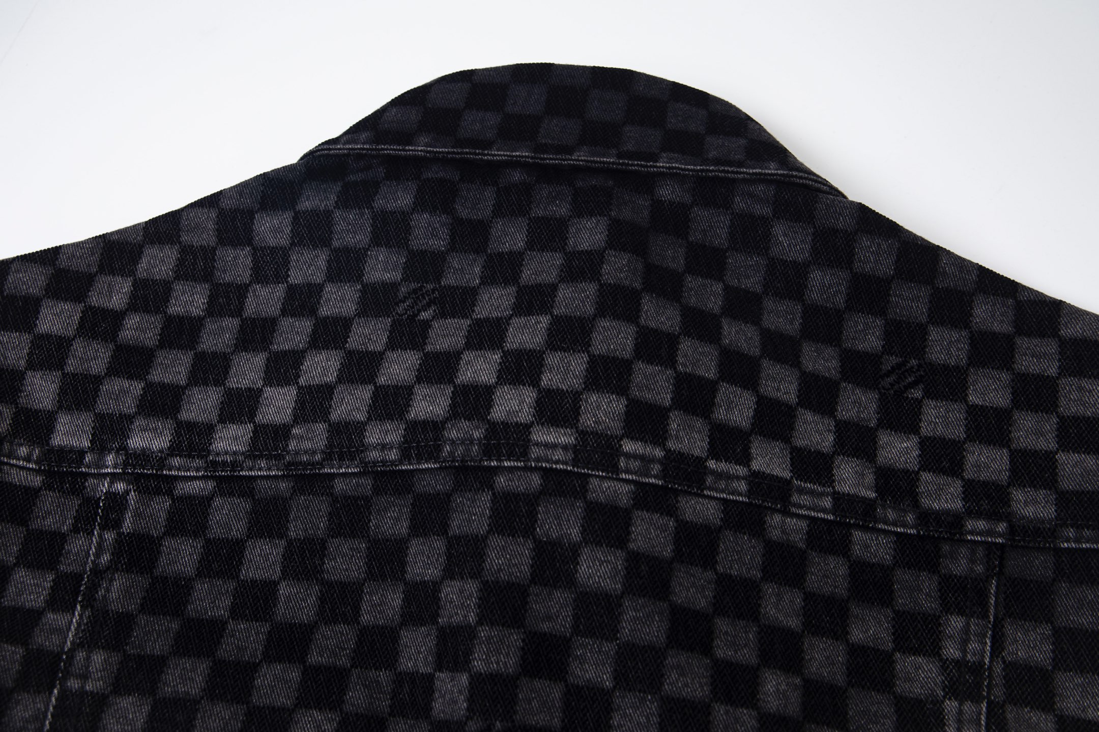 Louis Vuitton/路易威登 25ss棋盘格格子植绒生仔外套-Chinese UA Cheap High Quatity Brand Clothes Bags handbags Sneakers wholesale wholesaler seller from China Factory suppliers Fashion Clothing Shoes best Quality Beautiful Price Louis Vuitton/路易威登 25ss棋盘格格子植绒生仔外套