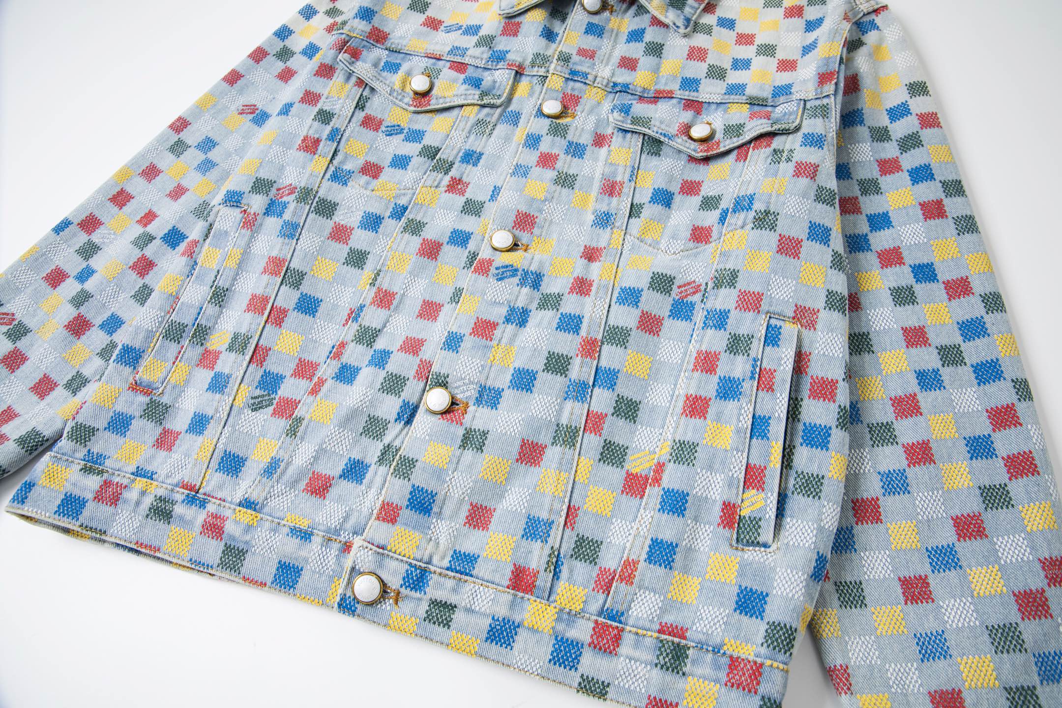 Louis Vuitton/路易威登 彩色棋盘格生仔外套-Chinese UA Cheap High Quatity Brand Clothes Bags handbags Sneakers wholesale wholesaler seller from China Factory suppliers Fashion Clothing Shoes best Quality Beautiful Price Louis Vuitton/路易威登 彩色棋盘格生仔外套