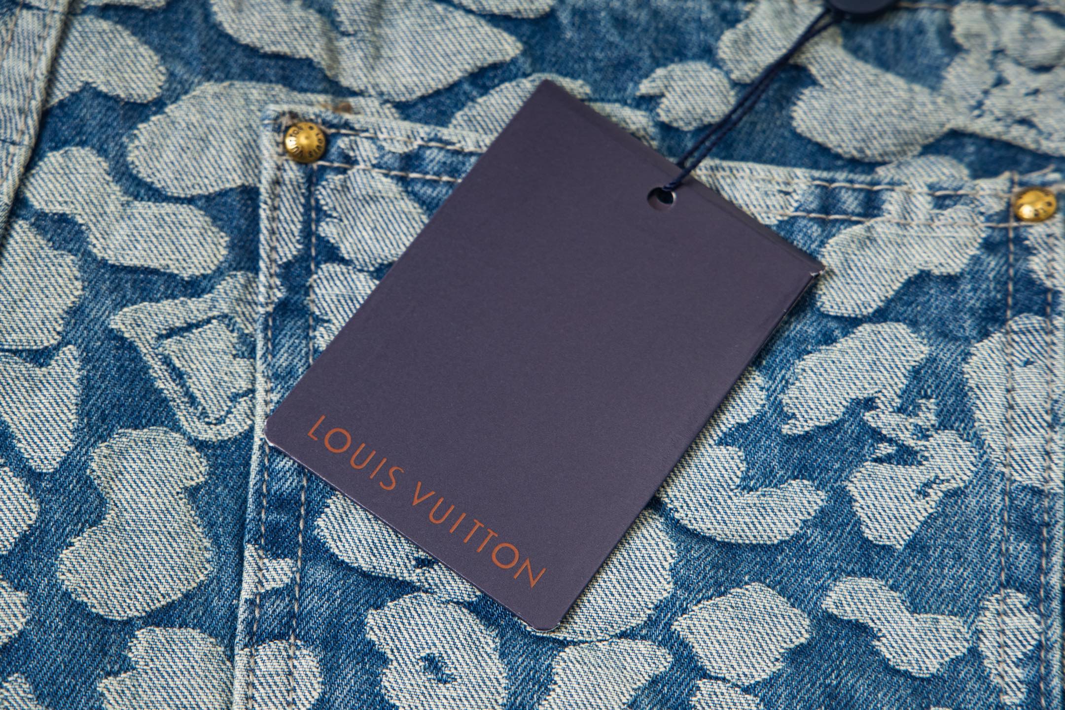 Louis Vuitton/路易威登 25ss 豹纹工装牛仔裤-High Quatity Cheap Brand wholesale wholesaler seller Clothes Bags handbags Sneakers Top Fashion Clothing Shoes from China Factory Chinese suppliers best Quality Beautiful Price Louis Vuitton/路易威登 25ss 豹纹工装牛仔裤