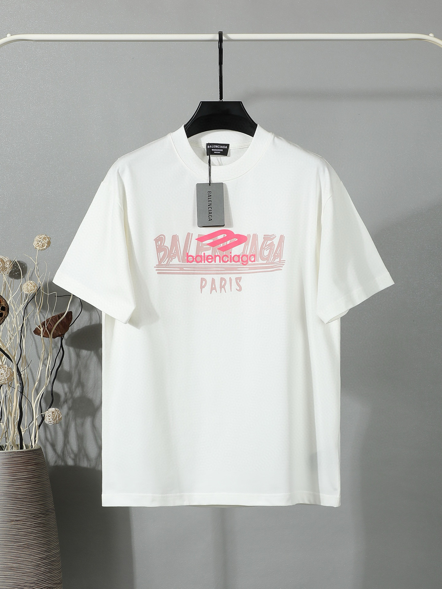 P100 BALENCIAGA camiseta clásica de manga corta no necesita textos llamativos comunes se enfoca en calidad - la tela se…