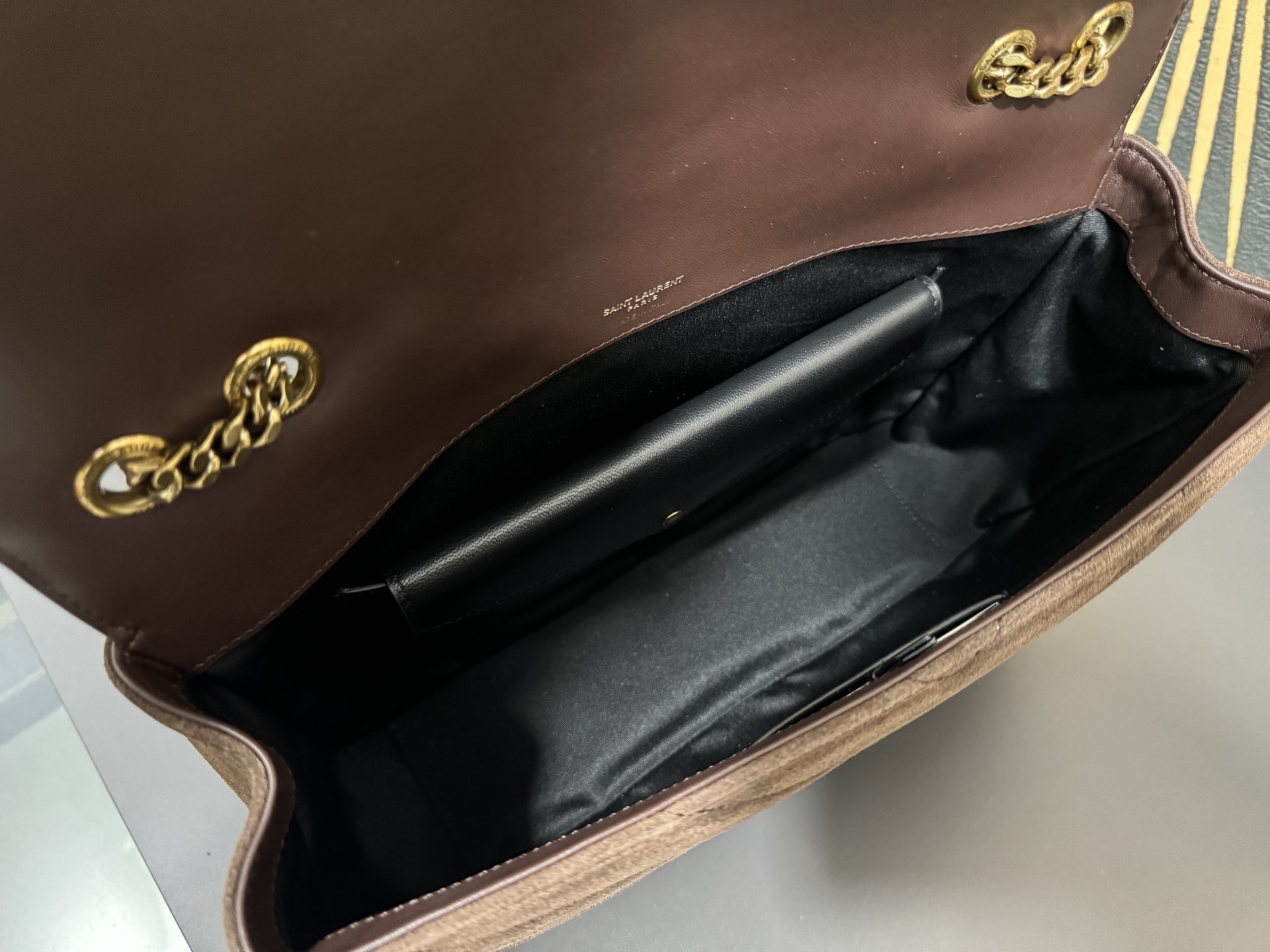 Bolso YSL modelo Ante 32cm — photo 6
